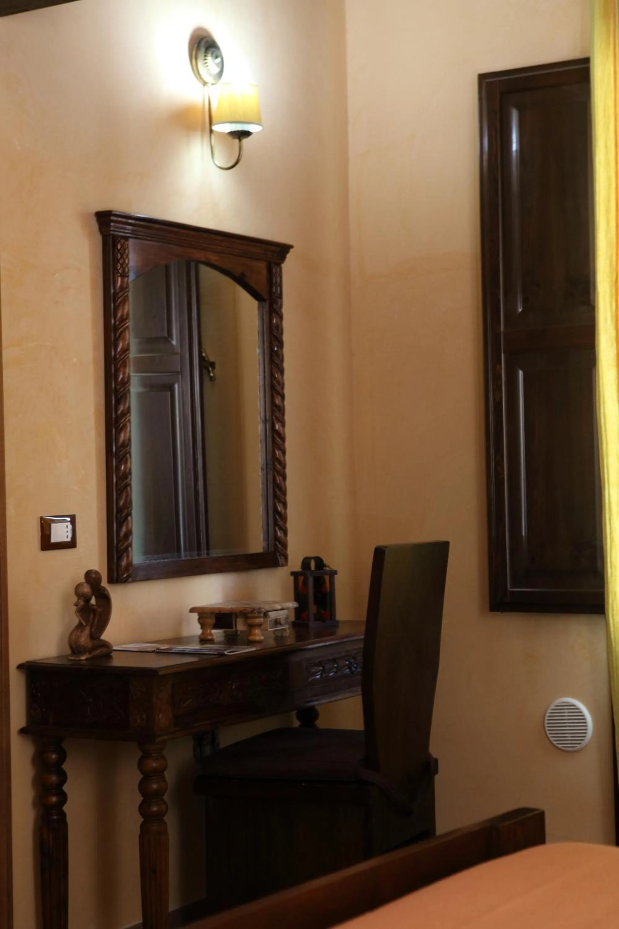 Seating area in Jardin De France