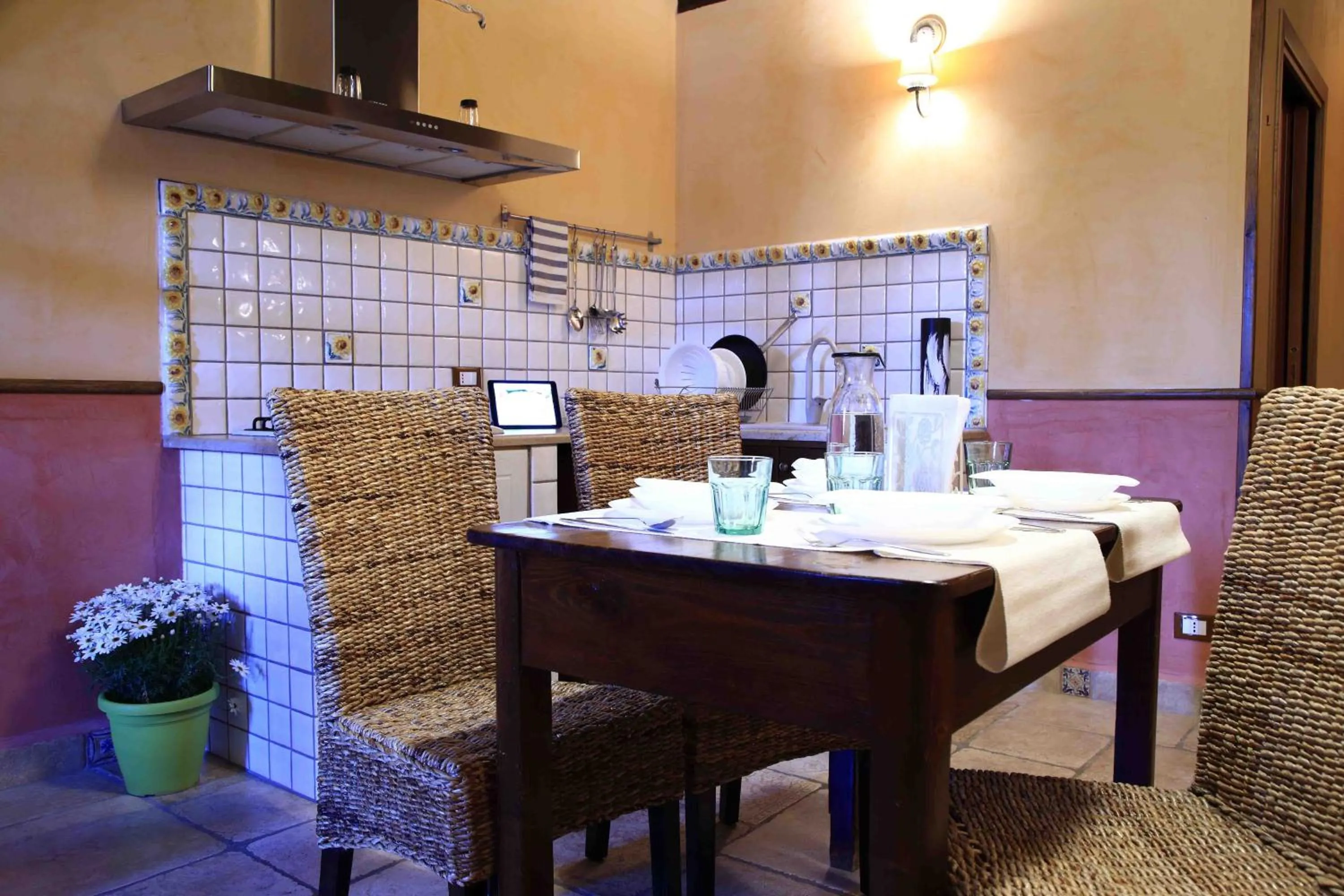 Dining area in Jardin De France