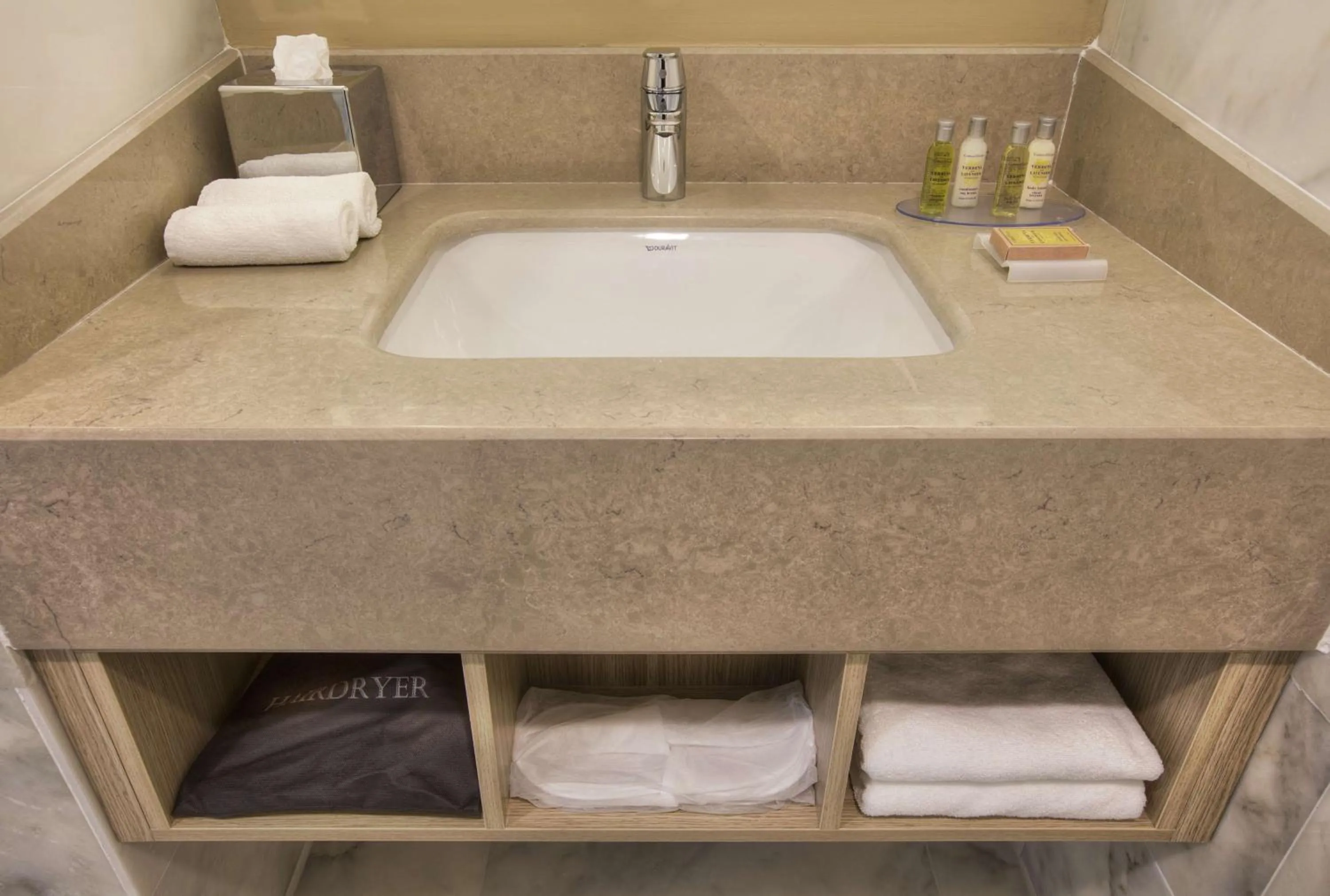 Bathroom in Hilton Garden Inn Isparta