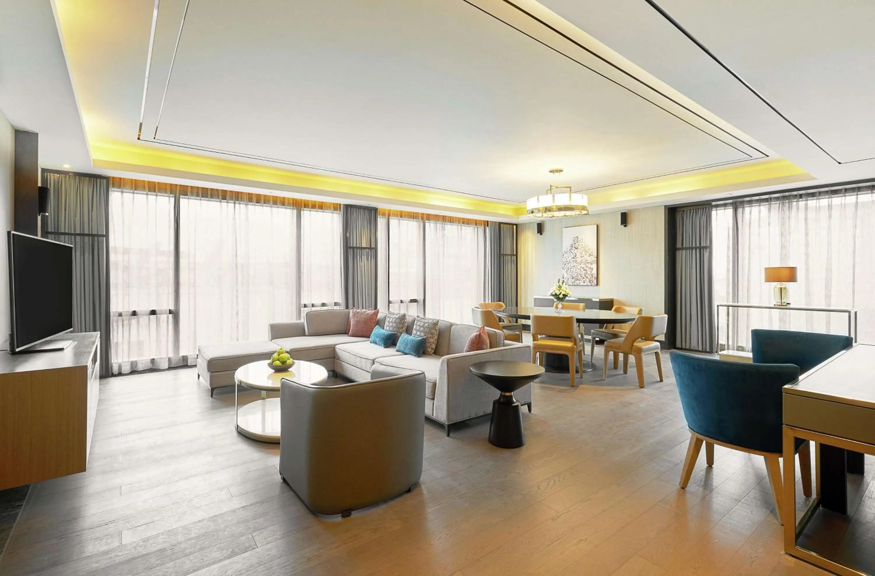 Bedroom in Hilton Manila Newport World Resorts