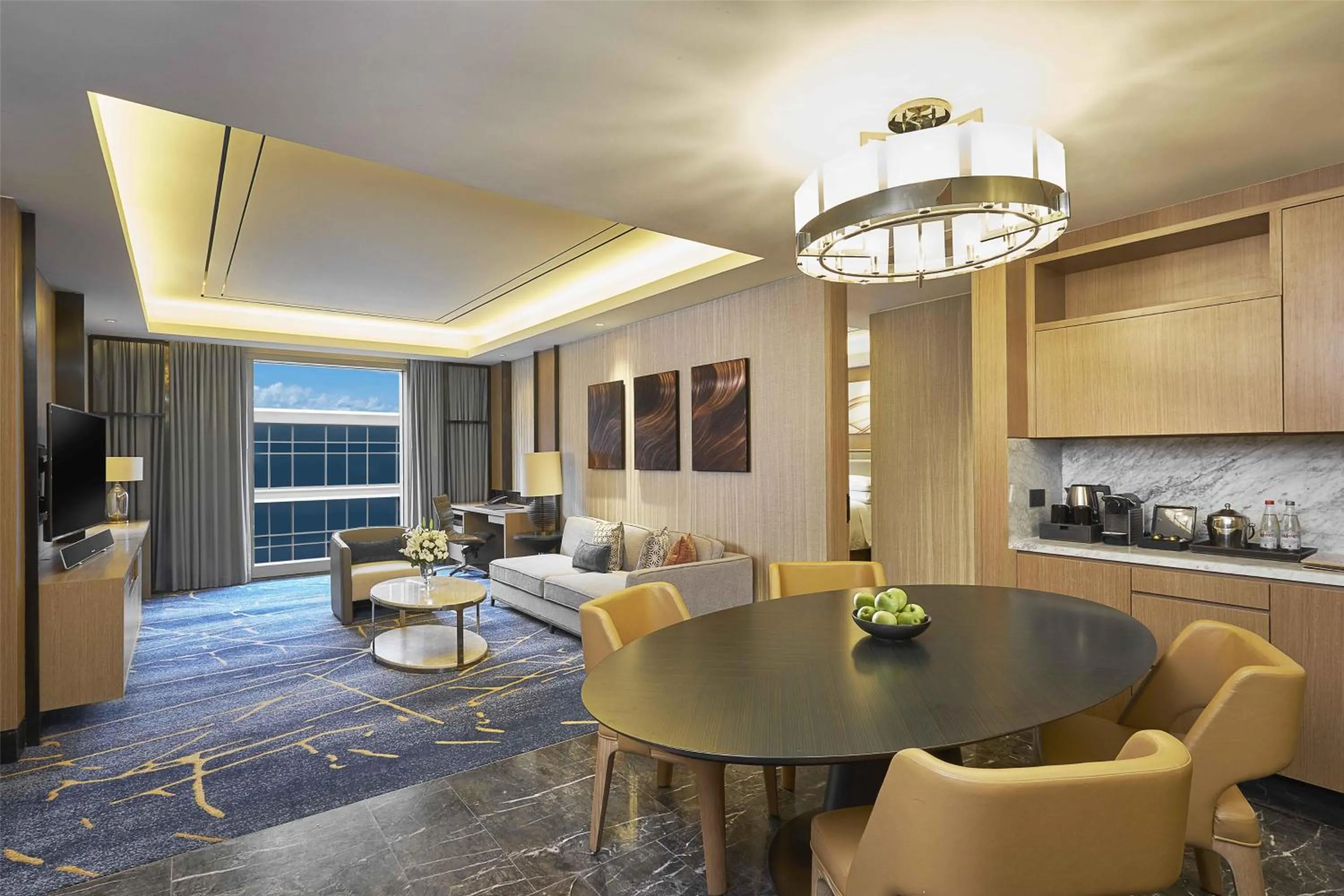 Kitchen or kitchenette in Hilton Manila Newport World Resorts