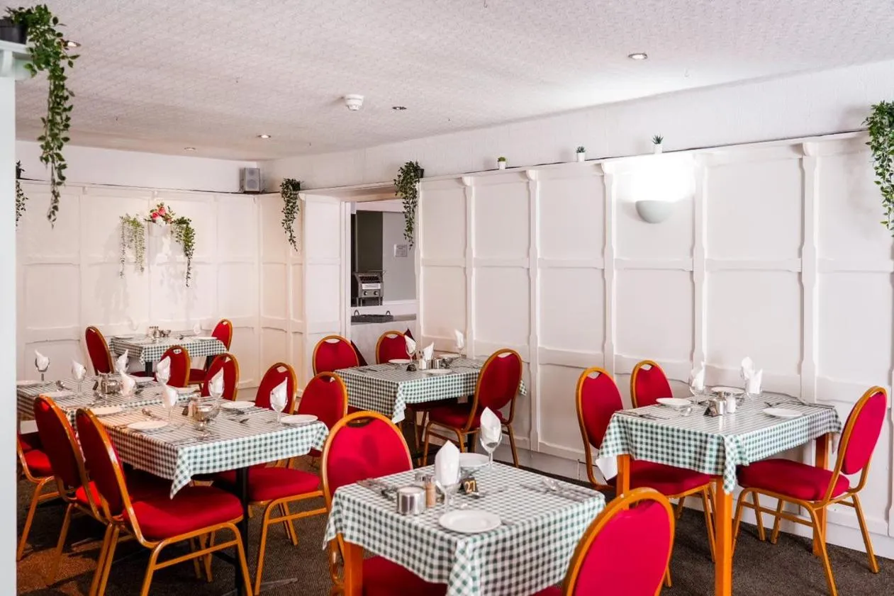 Restaurant/places to eat in The Georgian Hollies Hotel