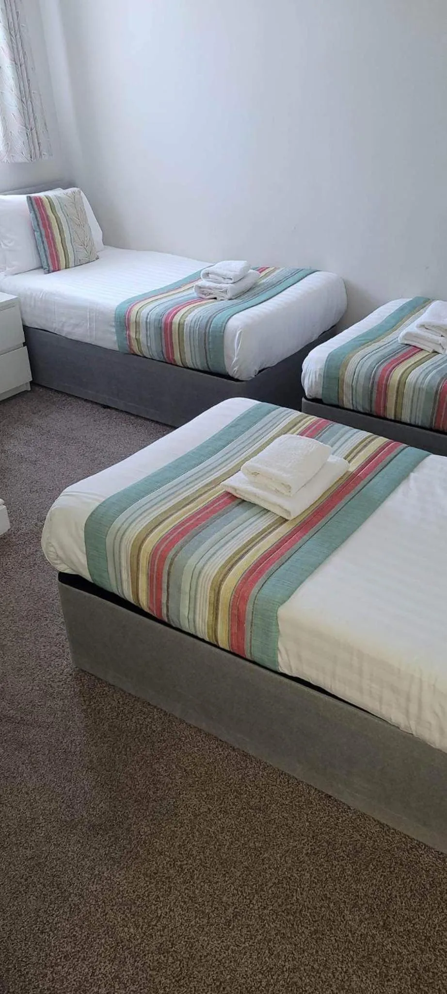 Bedroom, Bed in The Georgian Hollies Hotel