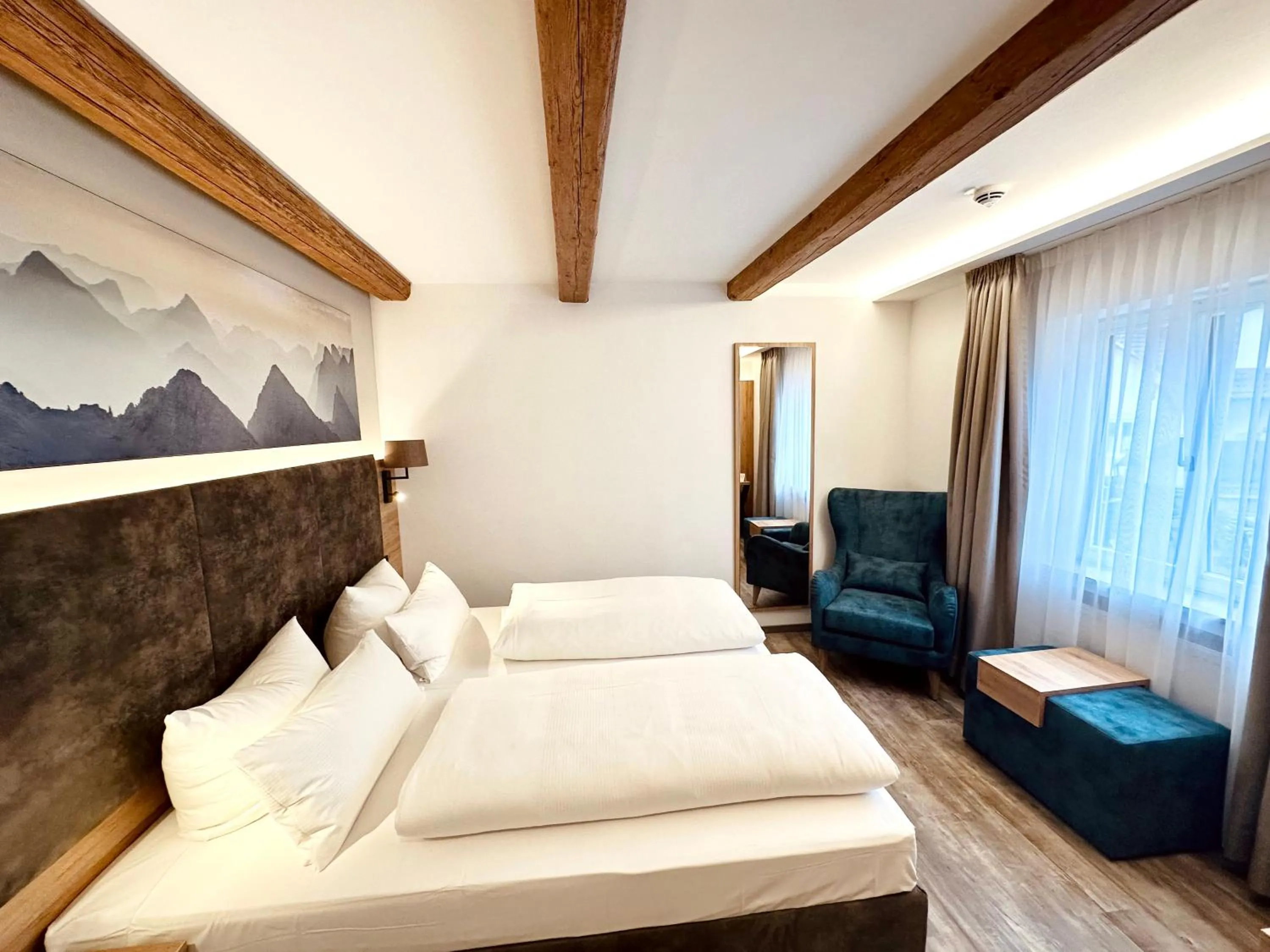 Photo of the whole room, Bed in Hotel Alte Post