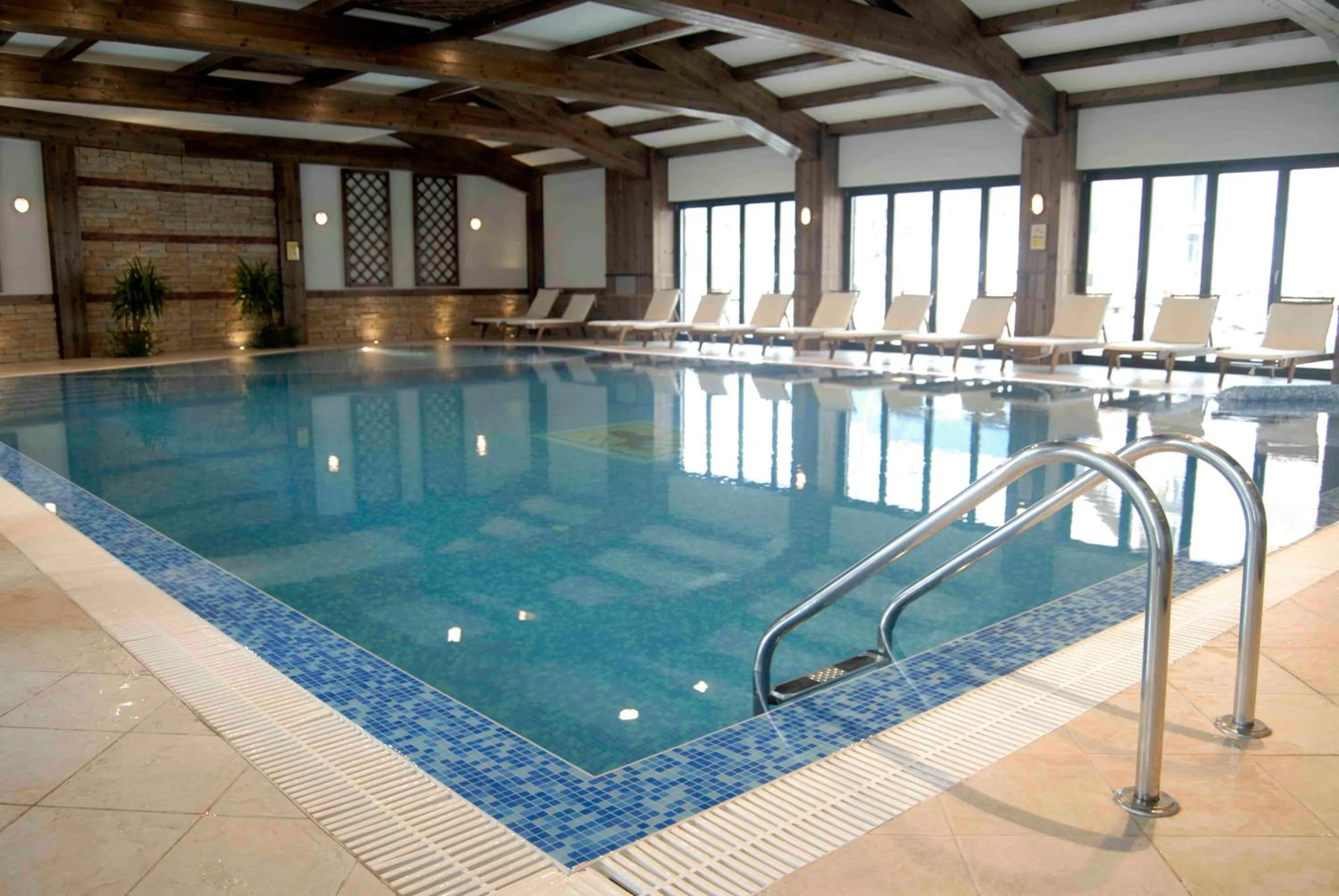 Swimming pool in Lion Bansko Hotel