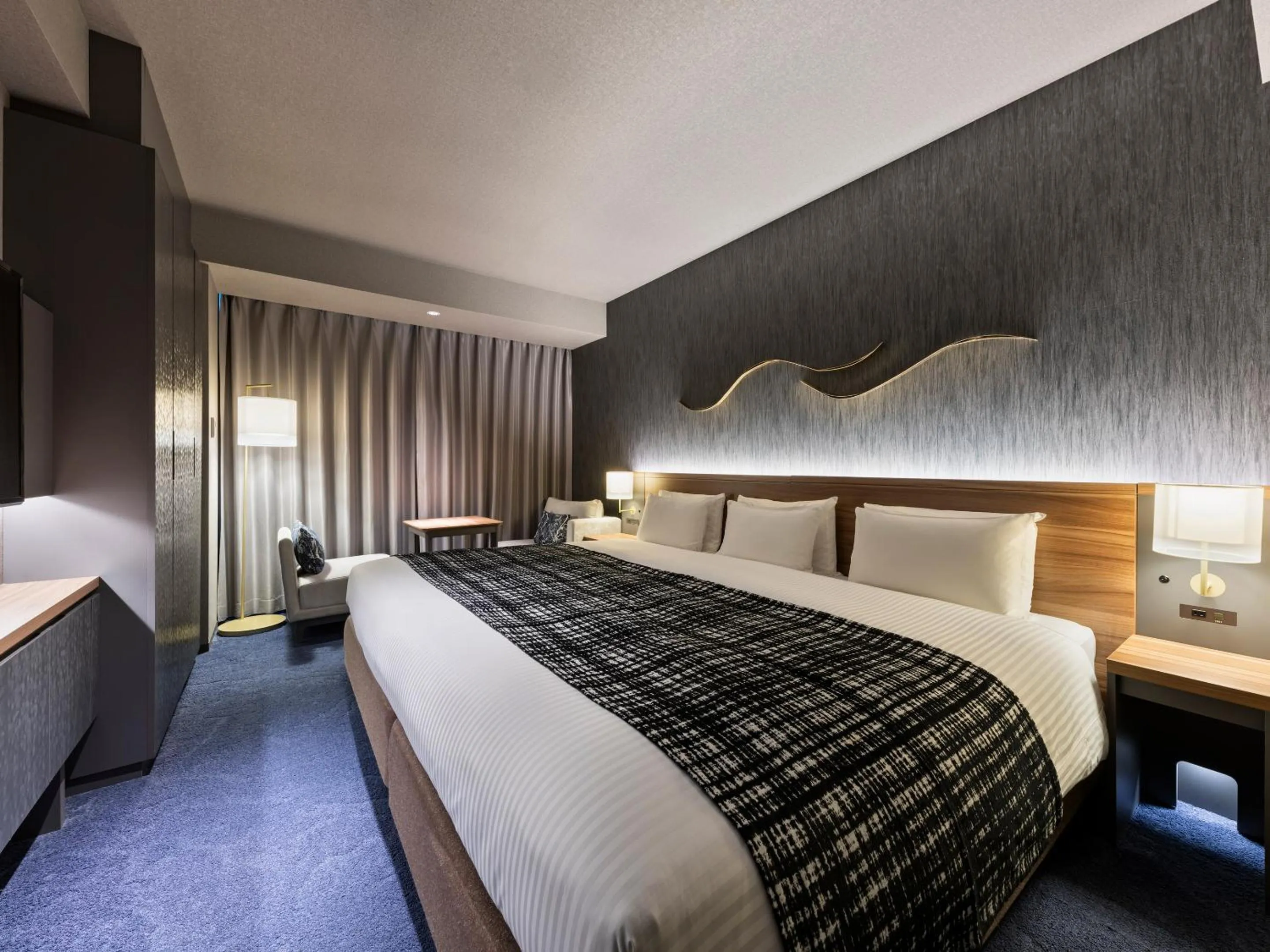 Photo of the whole room, Bed in Mitsui Garden Hotel Gotanda - Tokyo