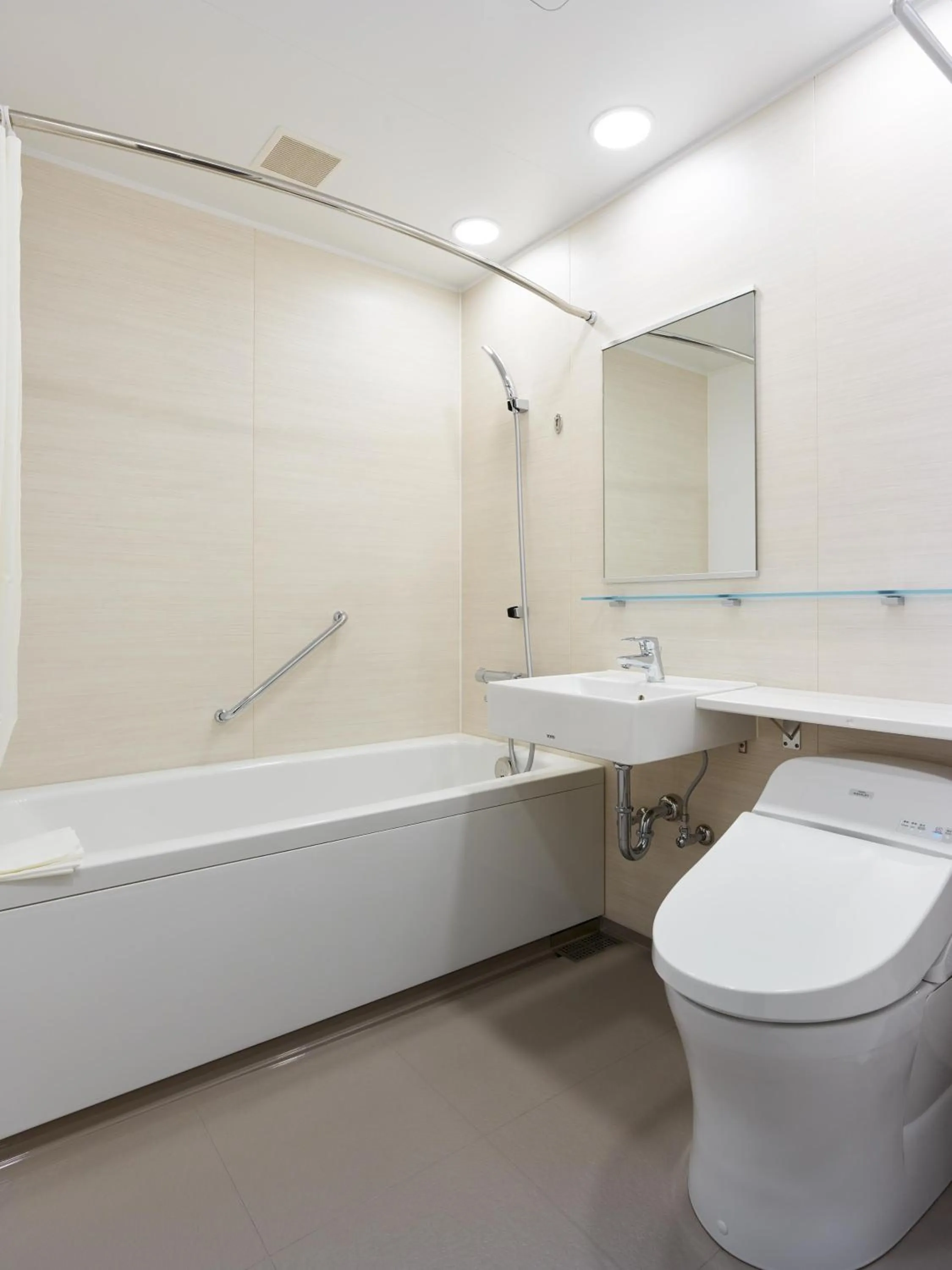 Superior Wide King Room in Mitsui Garden Hotel Otemachi - Tokyo