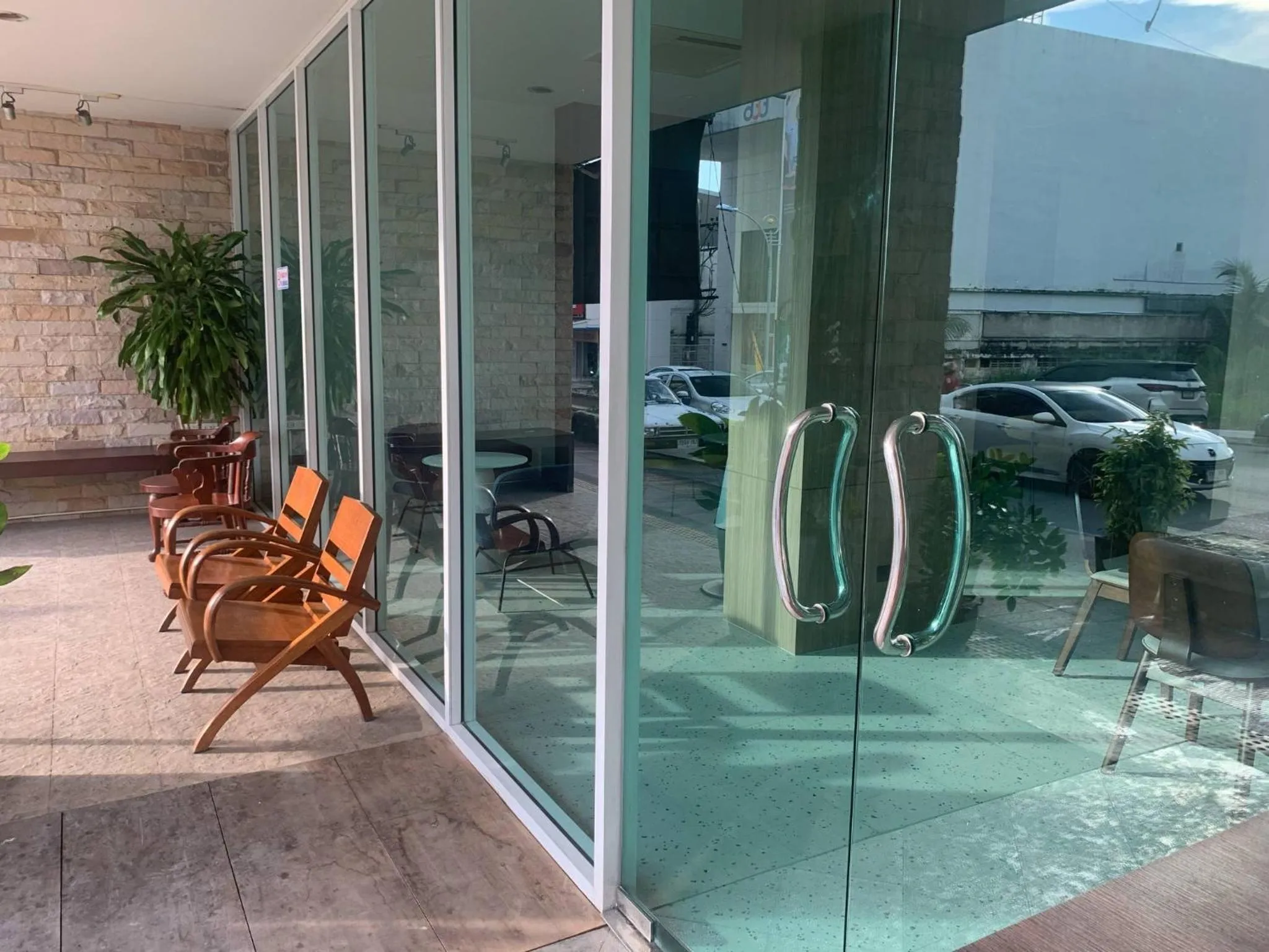 Day in S2S Queen Trang Hotel