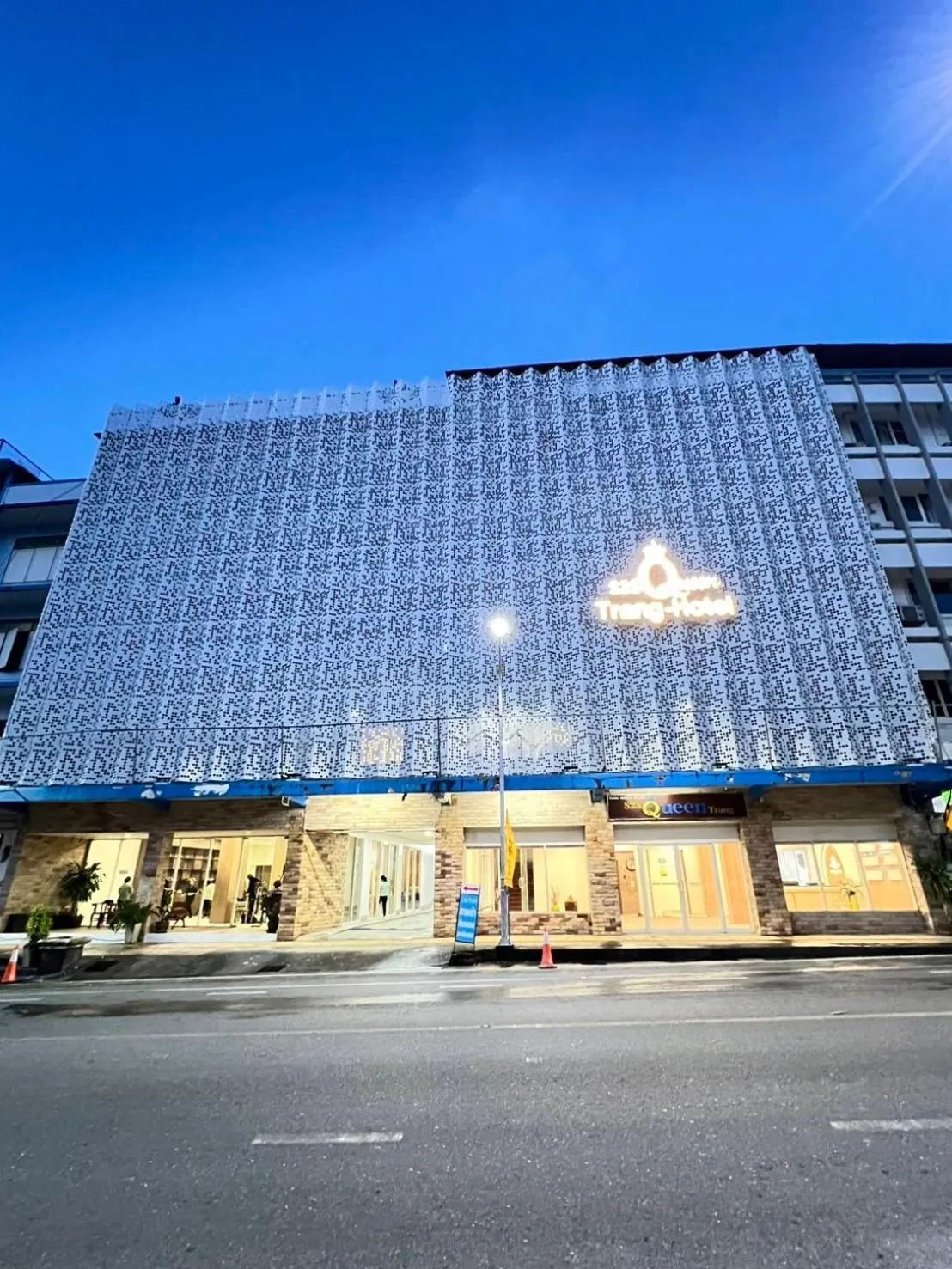 Property building in S2S Queen Trang Hotel