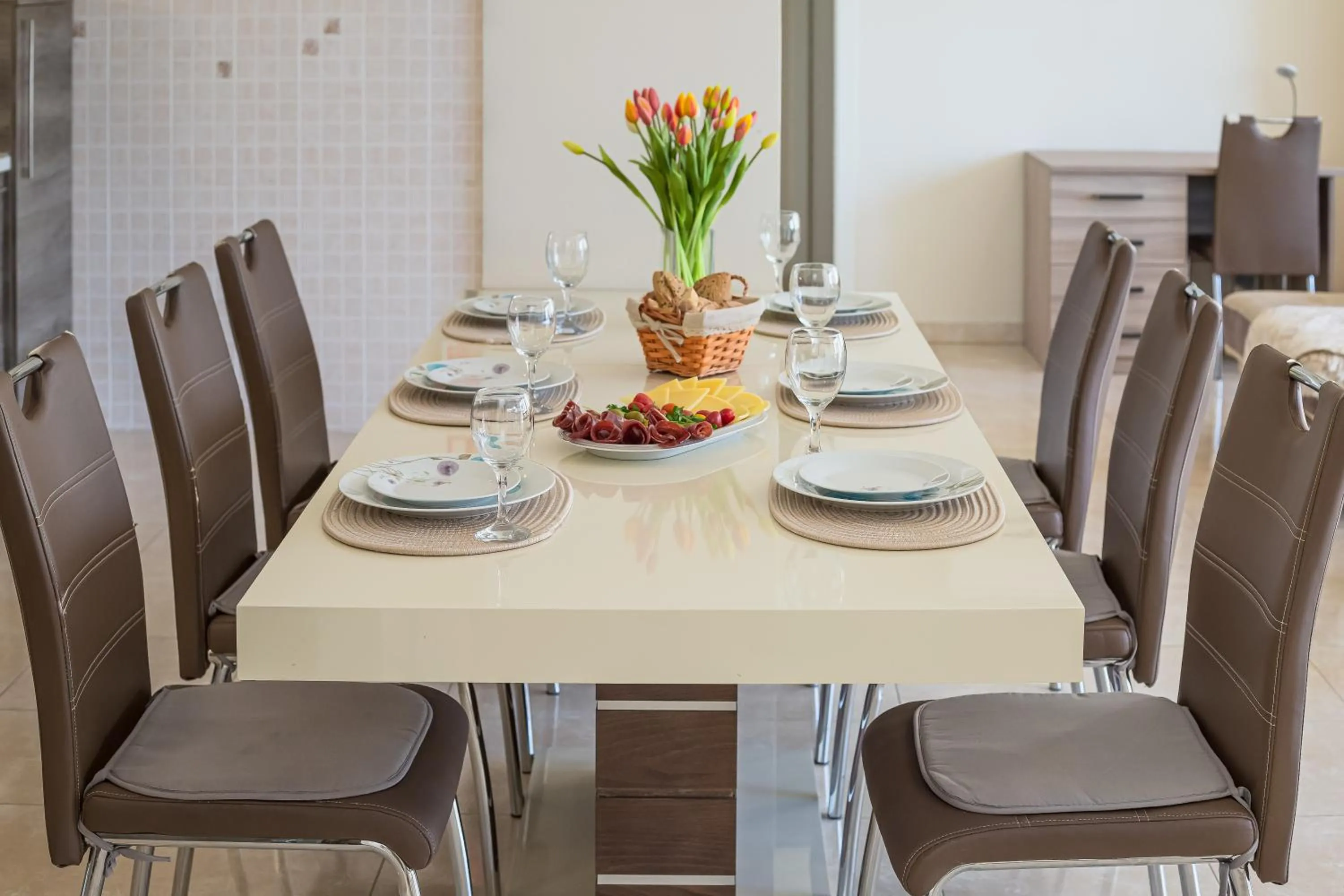 AP 6+2 in one of the most luxury building in Omis