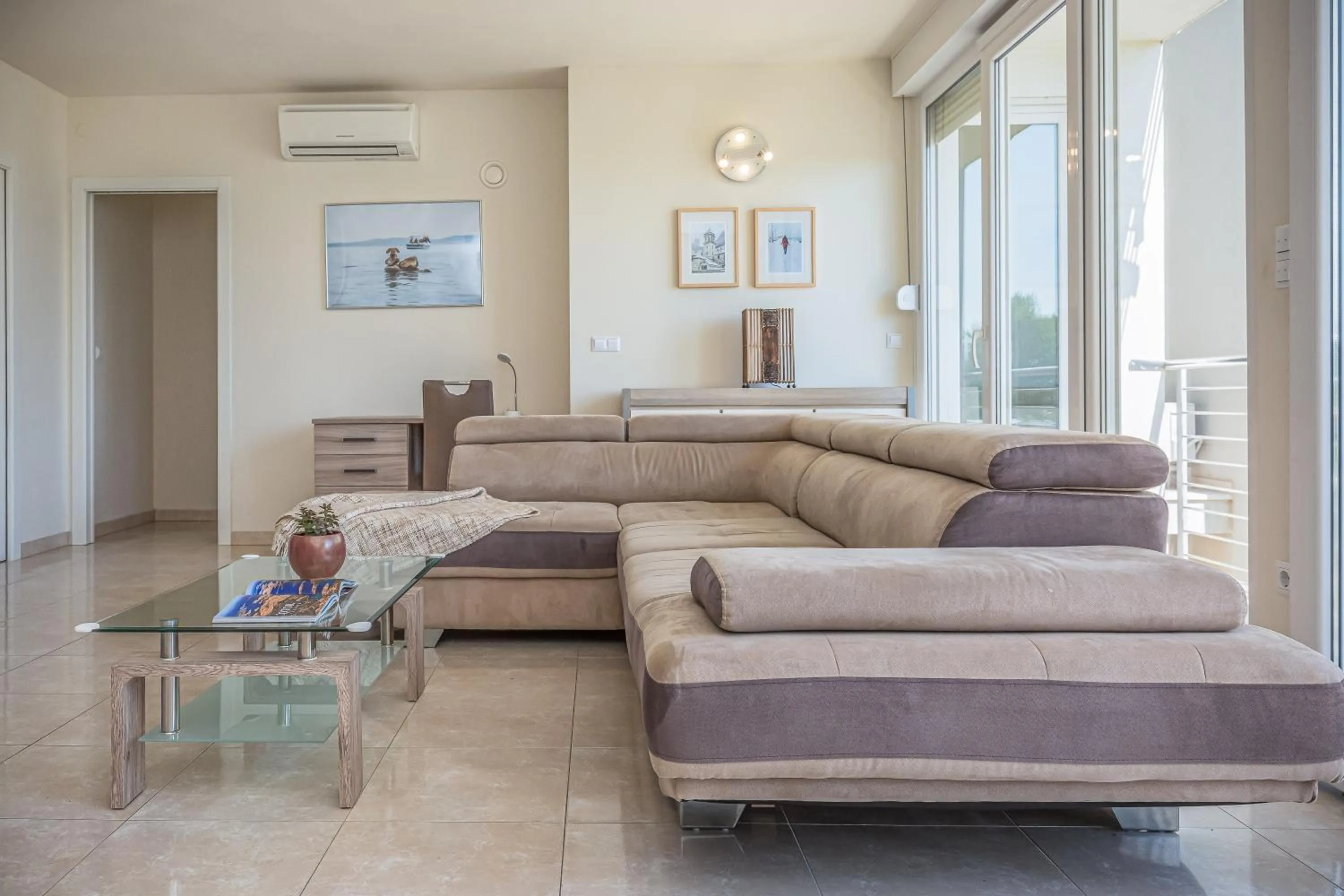 AP 6+2 in one of the most luxury building in Omis
