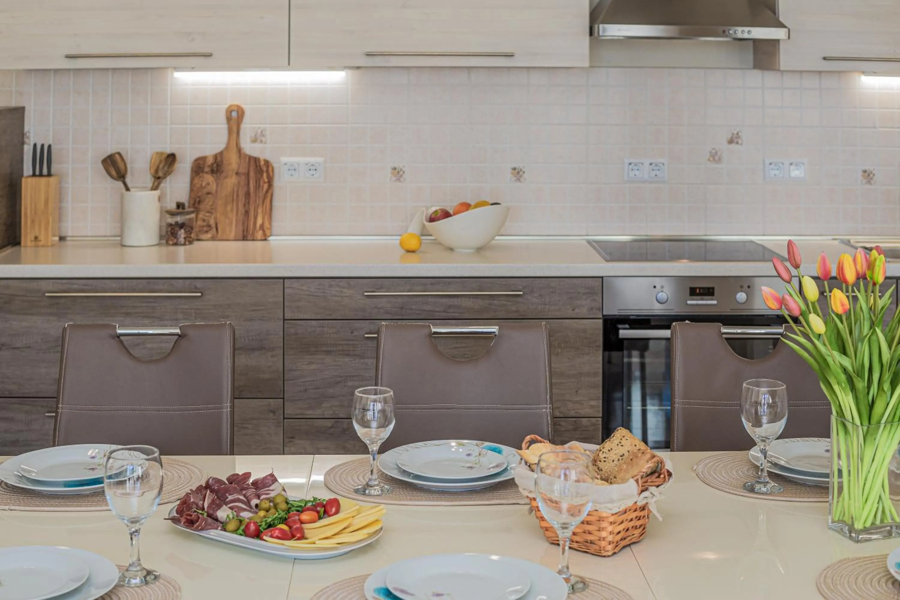 AP 6+2 in one of the most luxury building in Omis