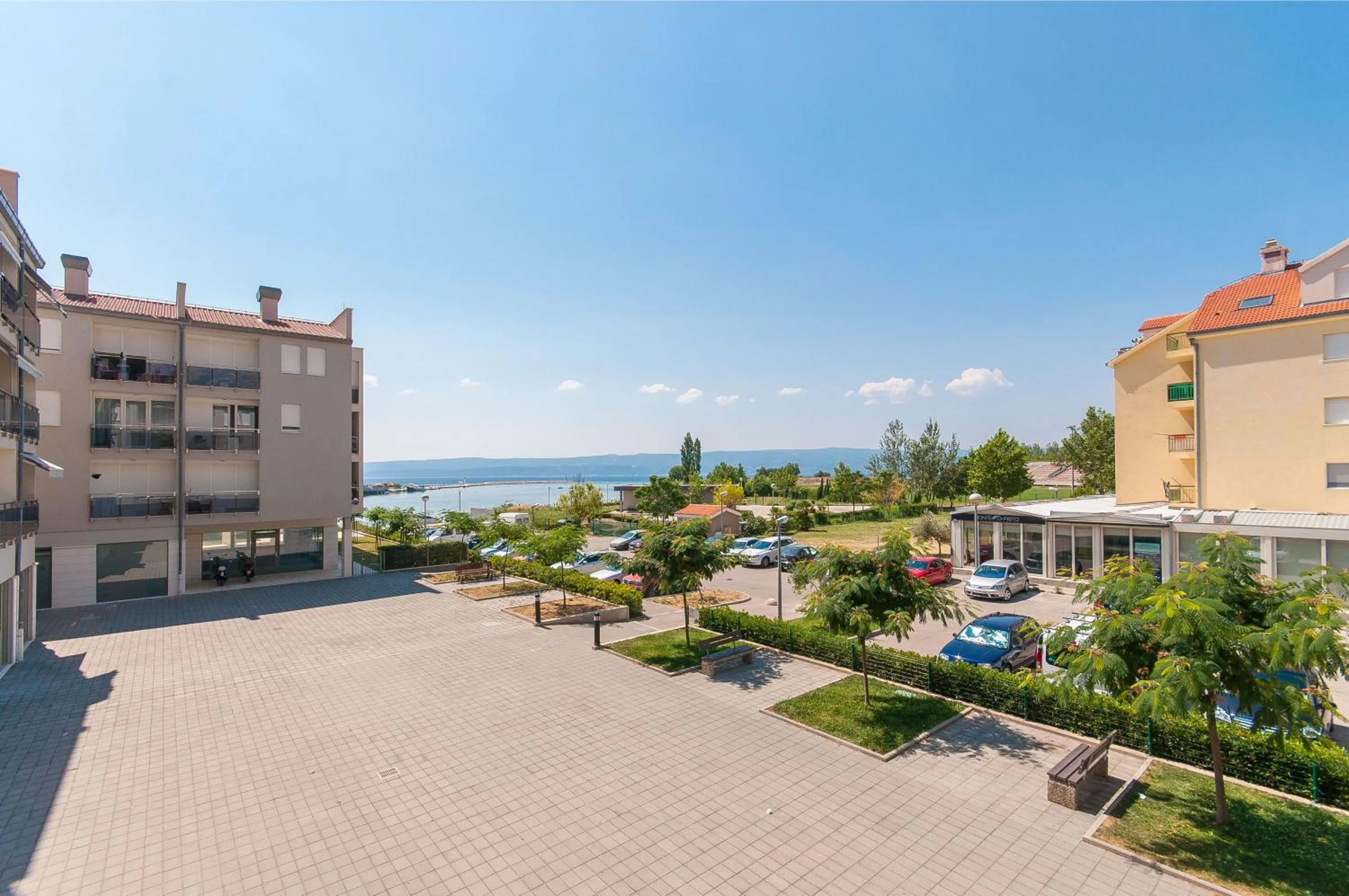 Neighbourhood in AP 6+2 in one of the most luxury building in Omis