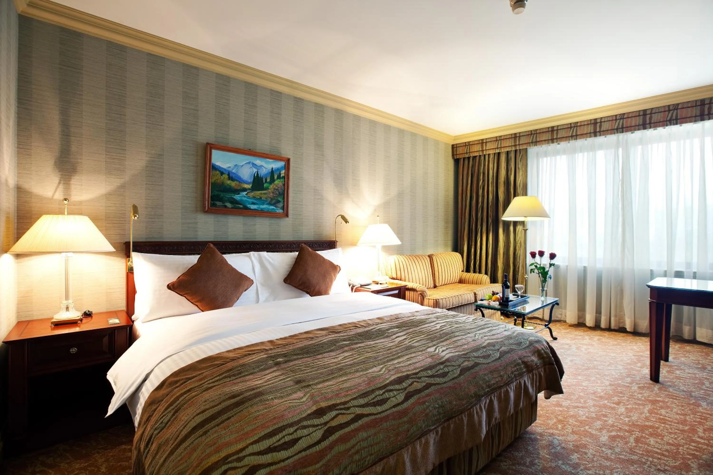 Photo of the whole room, Bed in InterContinental Almaty by IHG