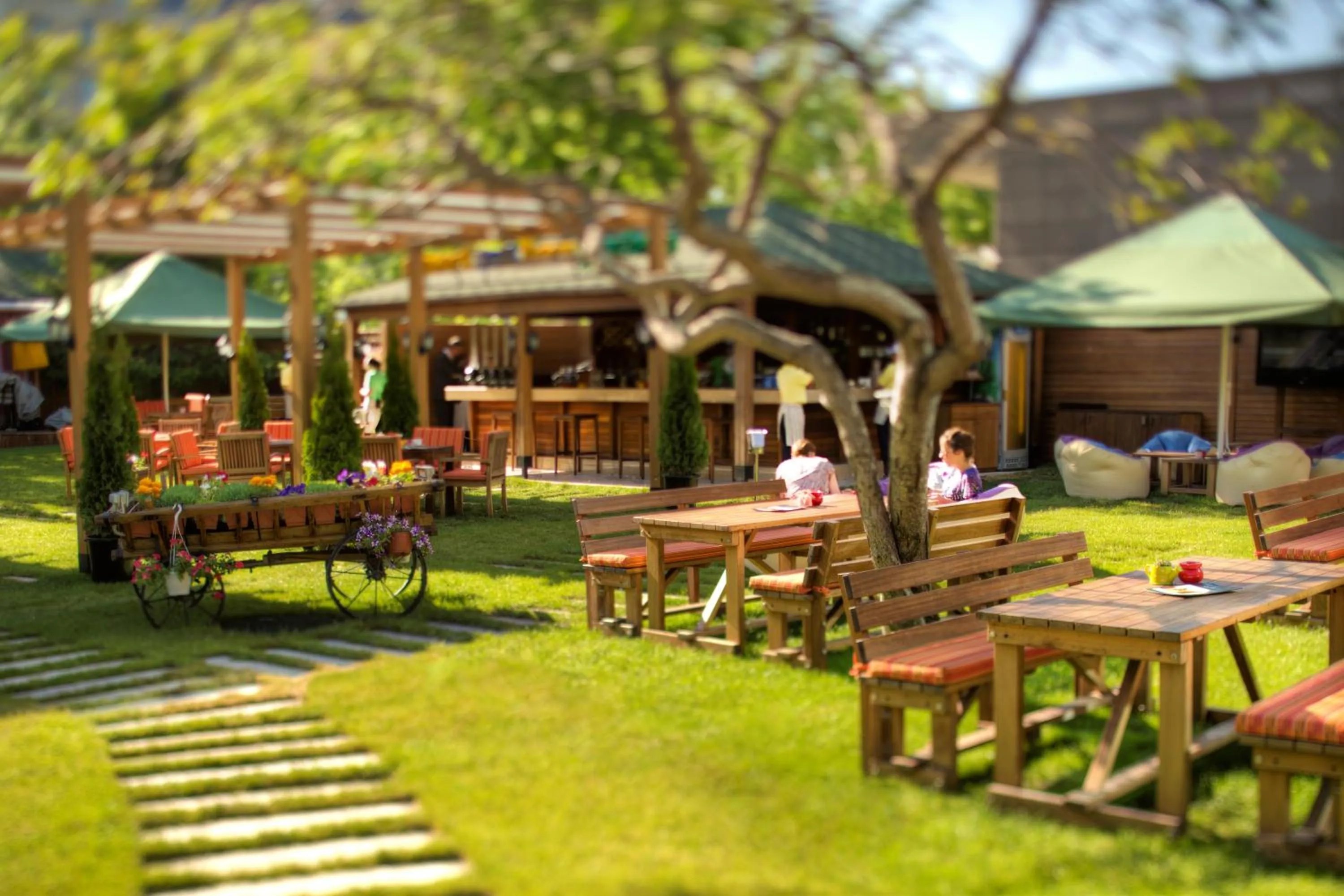 Lounge or bar in InterContinental Almaty by IHG