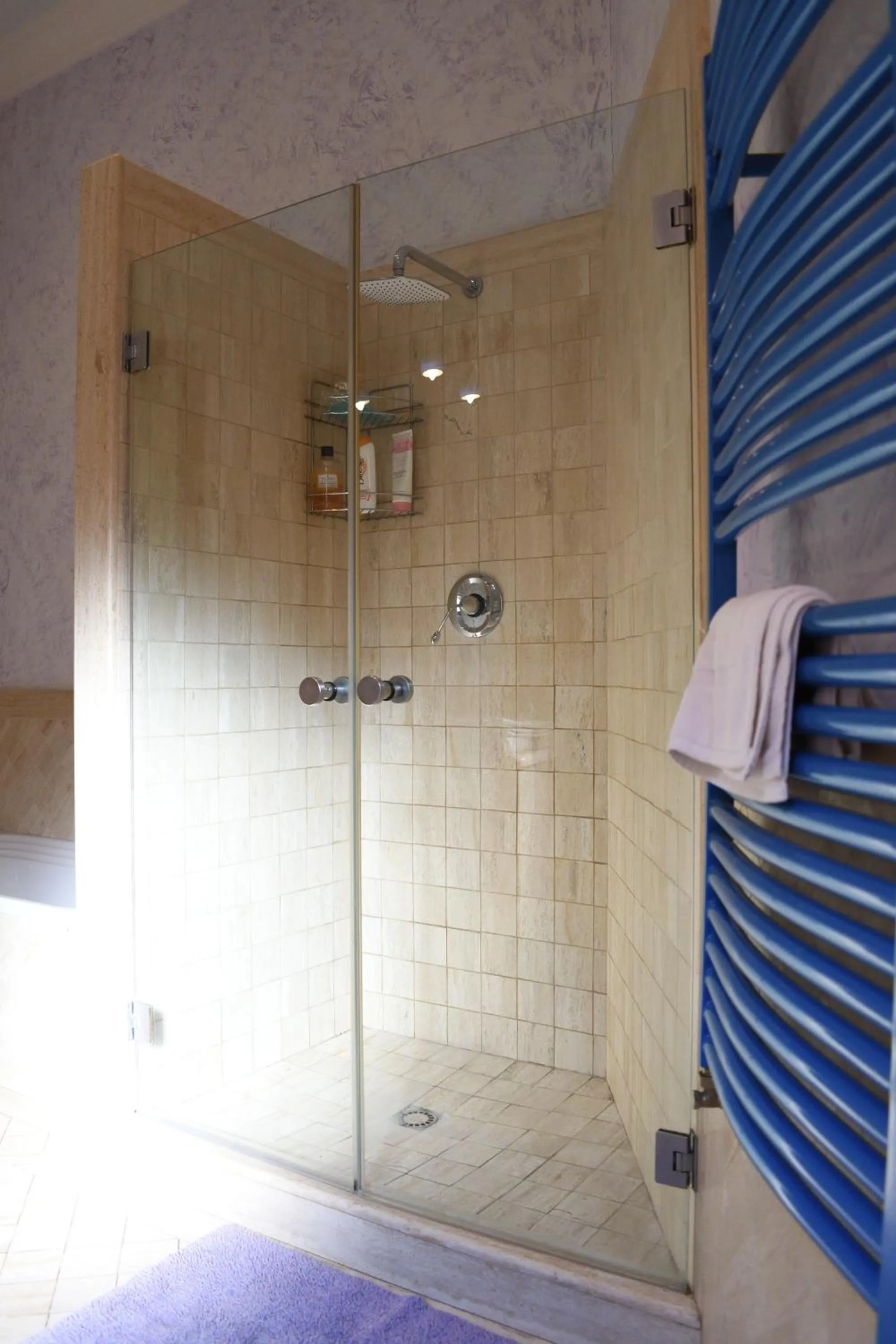 Shower in B&B Le Casette Di Lù
