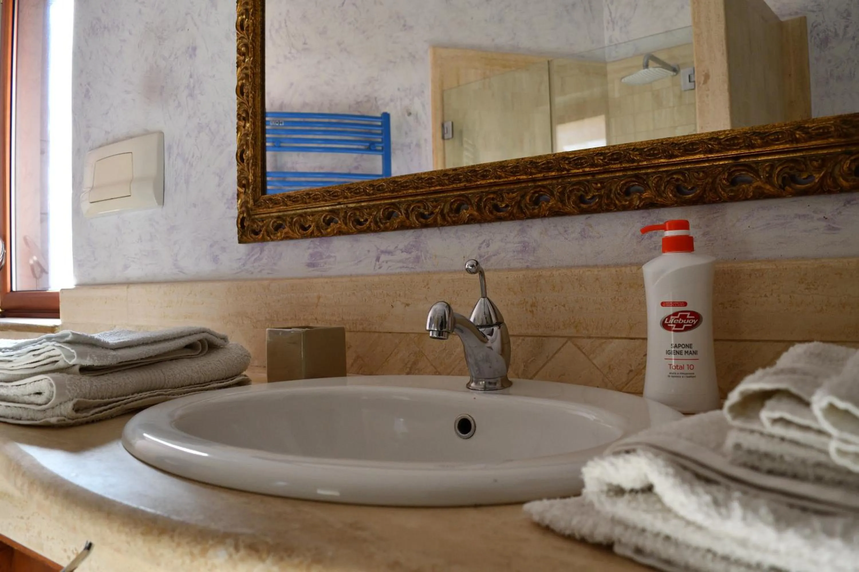 Bathroom in B&B Le Casette Di Lù