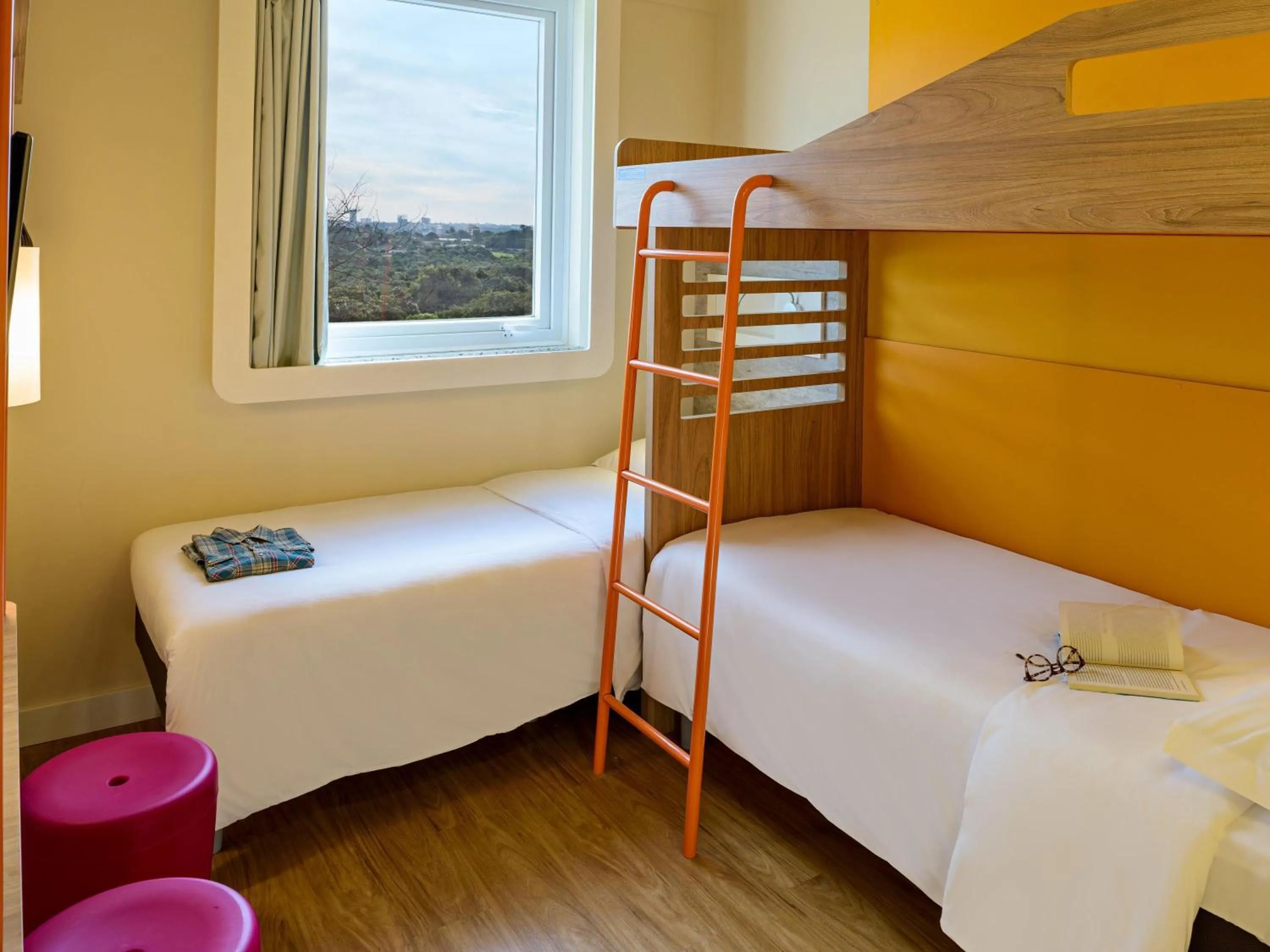 Bedroom, Bed in ibis budget Foz do Iguaçu