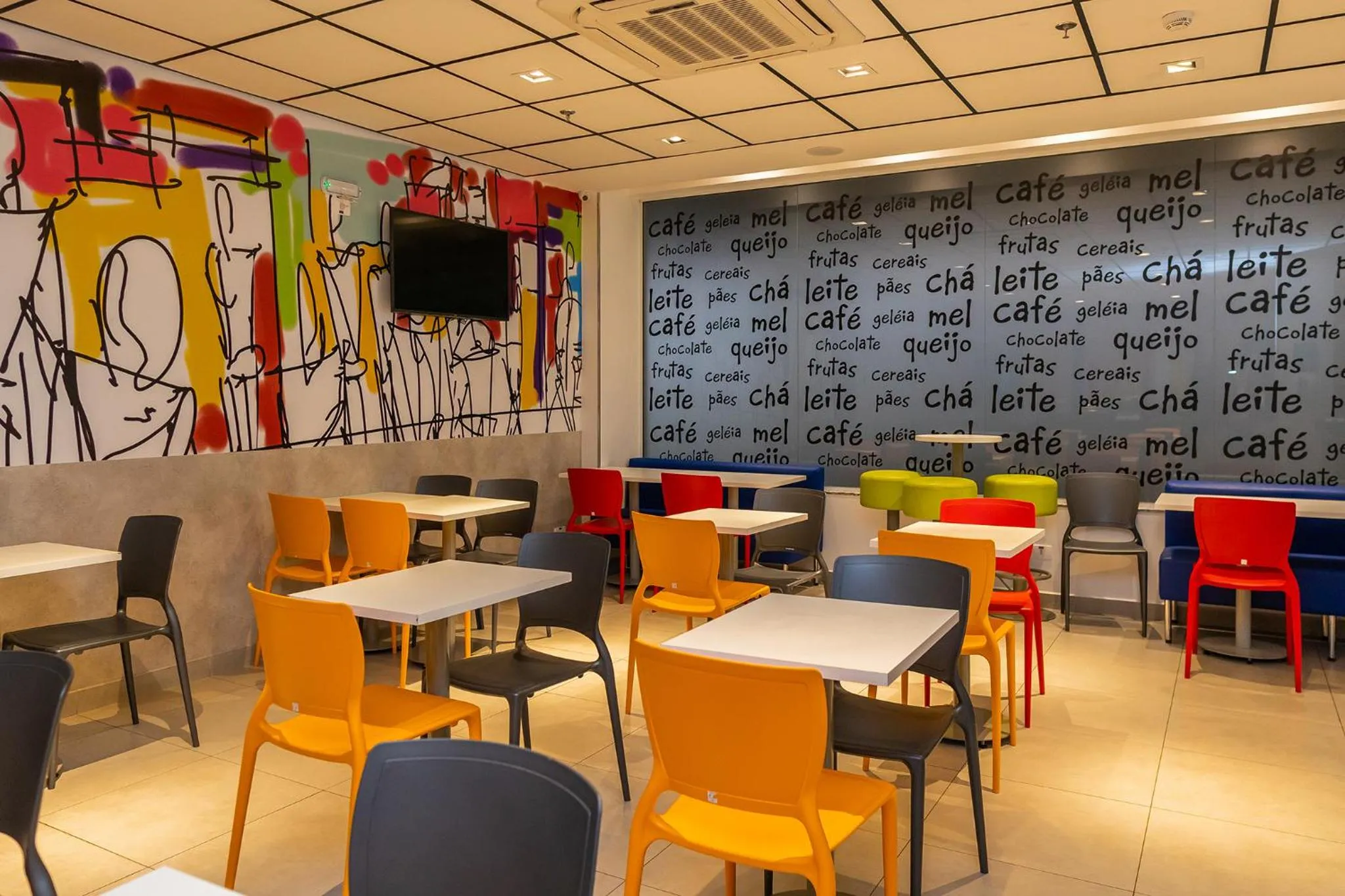 Restaurant/places to eat in ibis budget Foz do Iguaçu