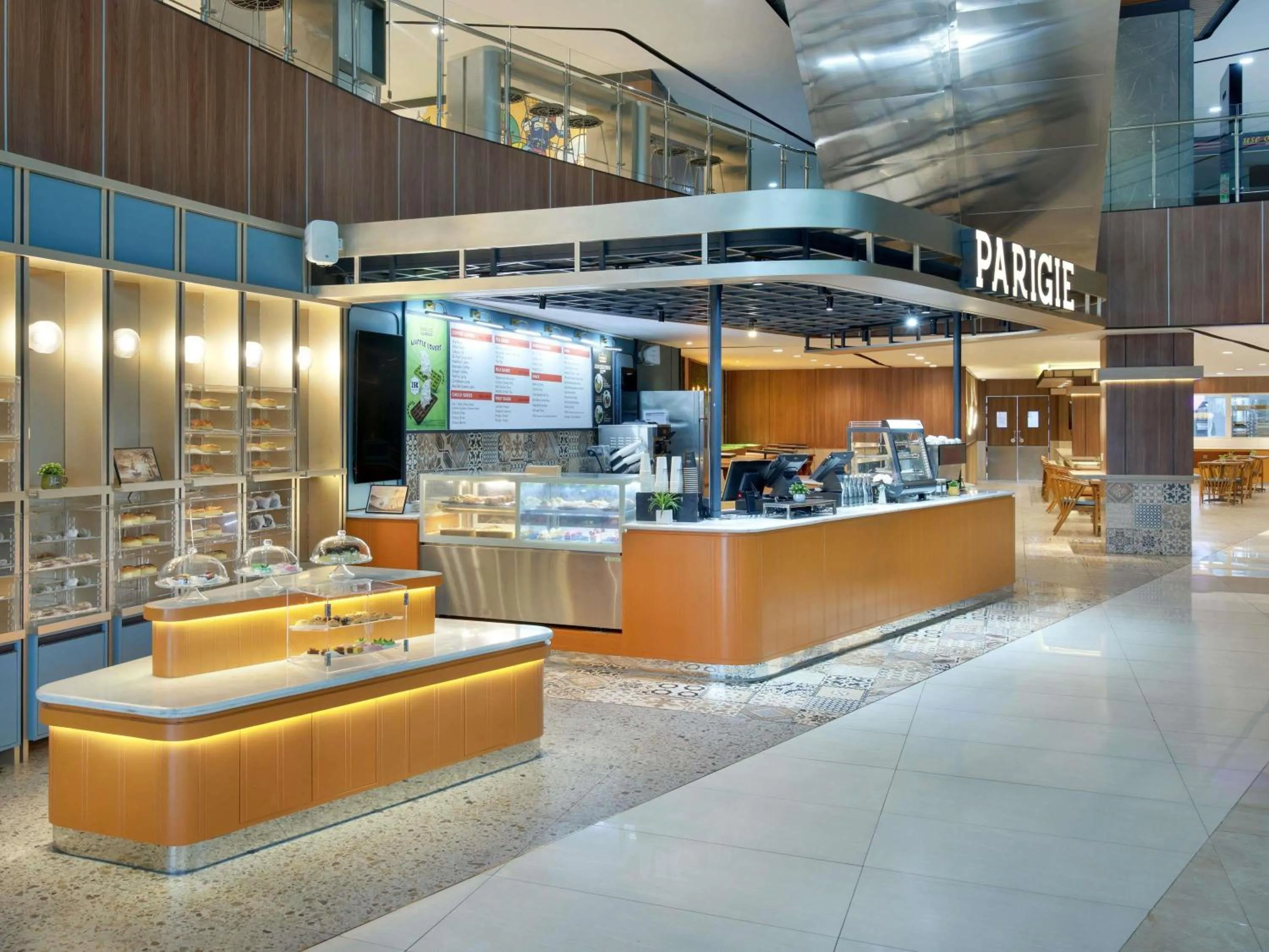 Restaurant/places to eat in Novotel Samator Surabaya Timur