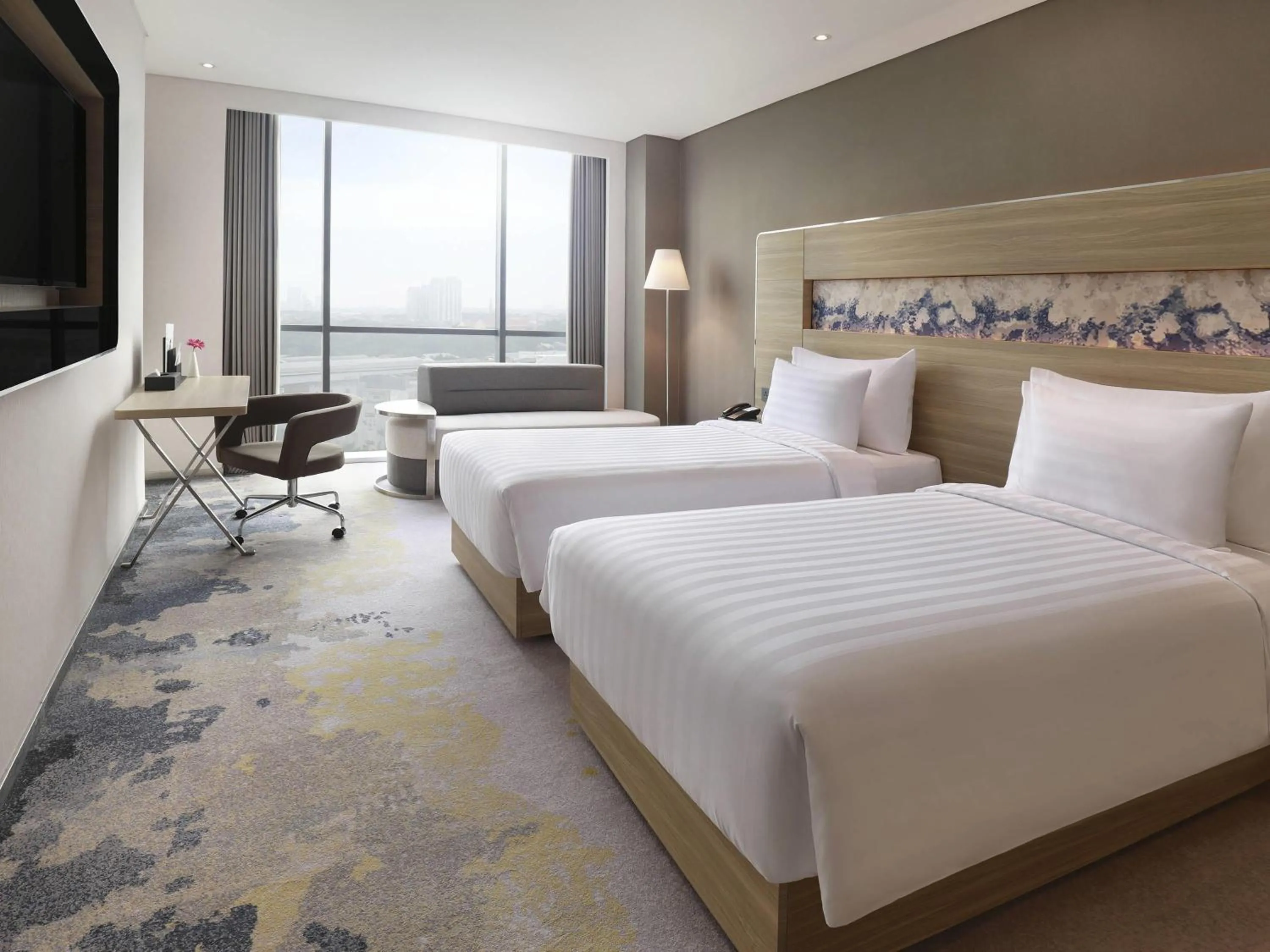 Bedroom, Bed in Novotel Samator Surabaya Timur