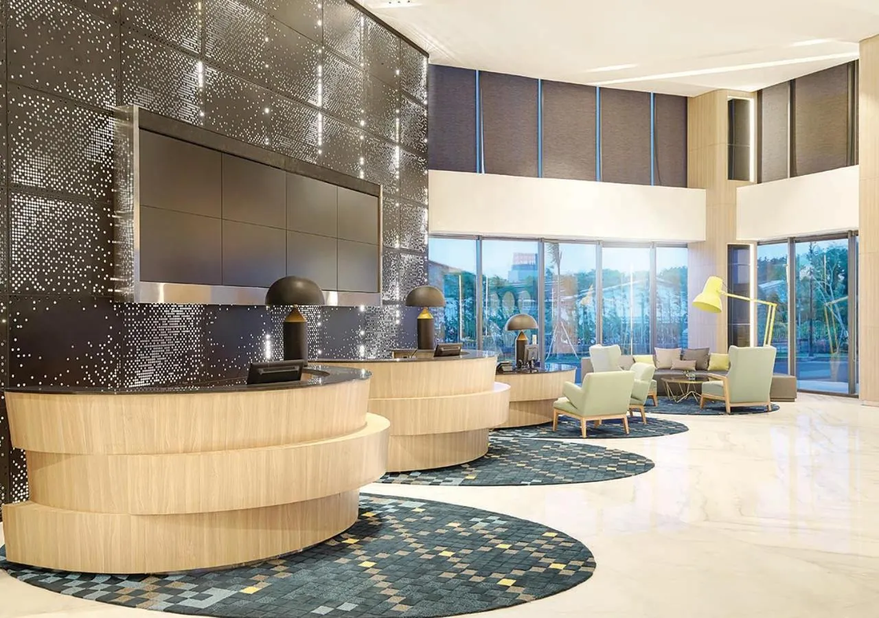 Lobby or reception in Novotel Samator Surabaya Timur