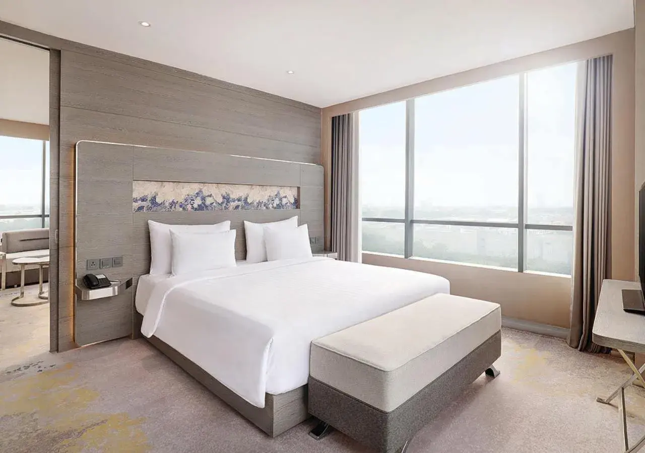 Superior King Suite in Novotel Samator Surabaya Timur Superior King Suite in Novotel Samator Surabaya Timur