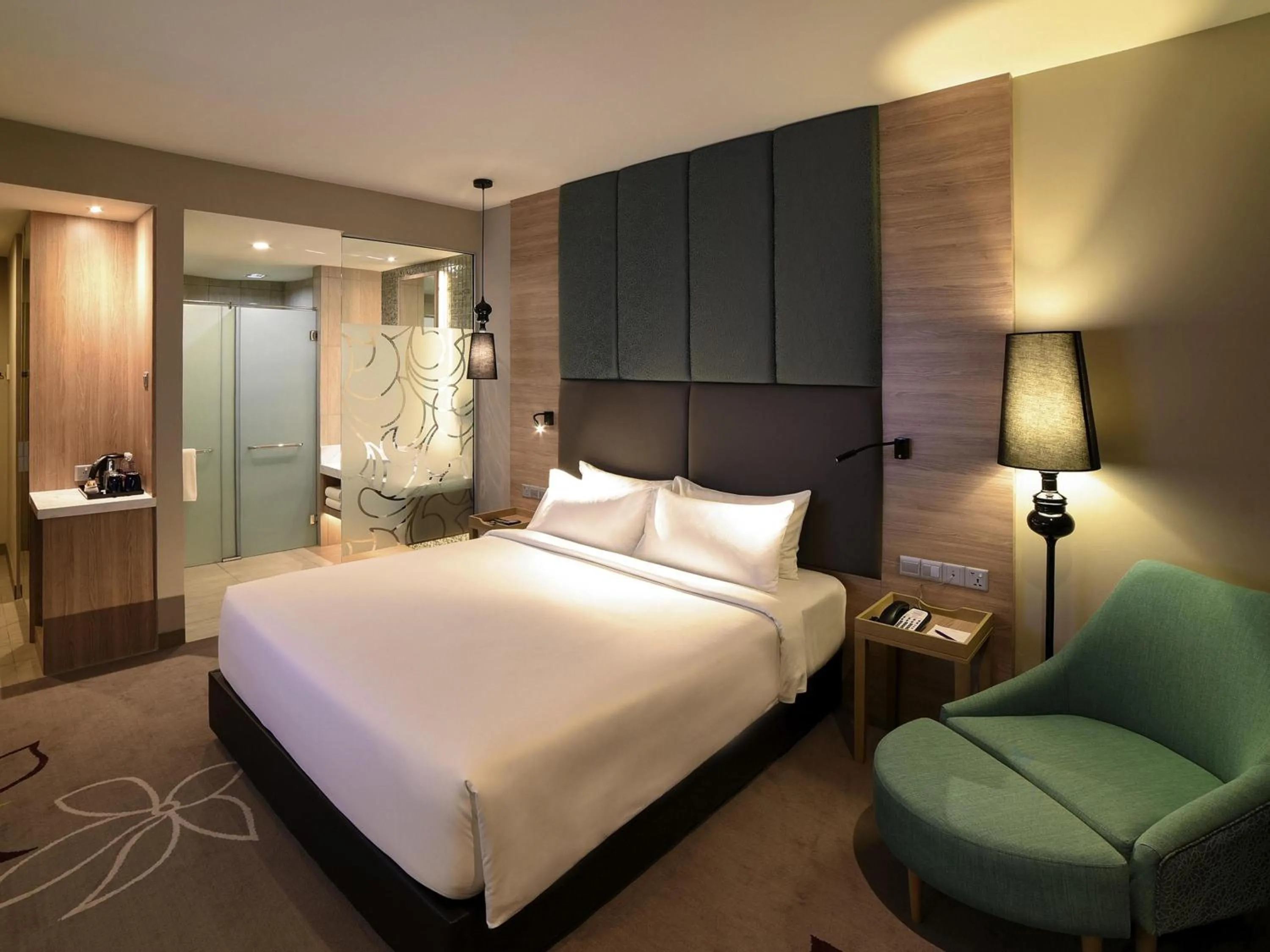 Bedroom, Bed in Mercure Selangor Selayang