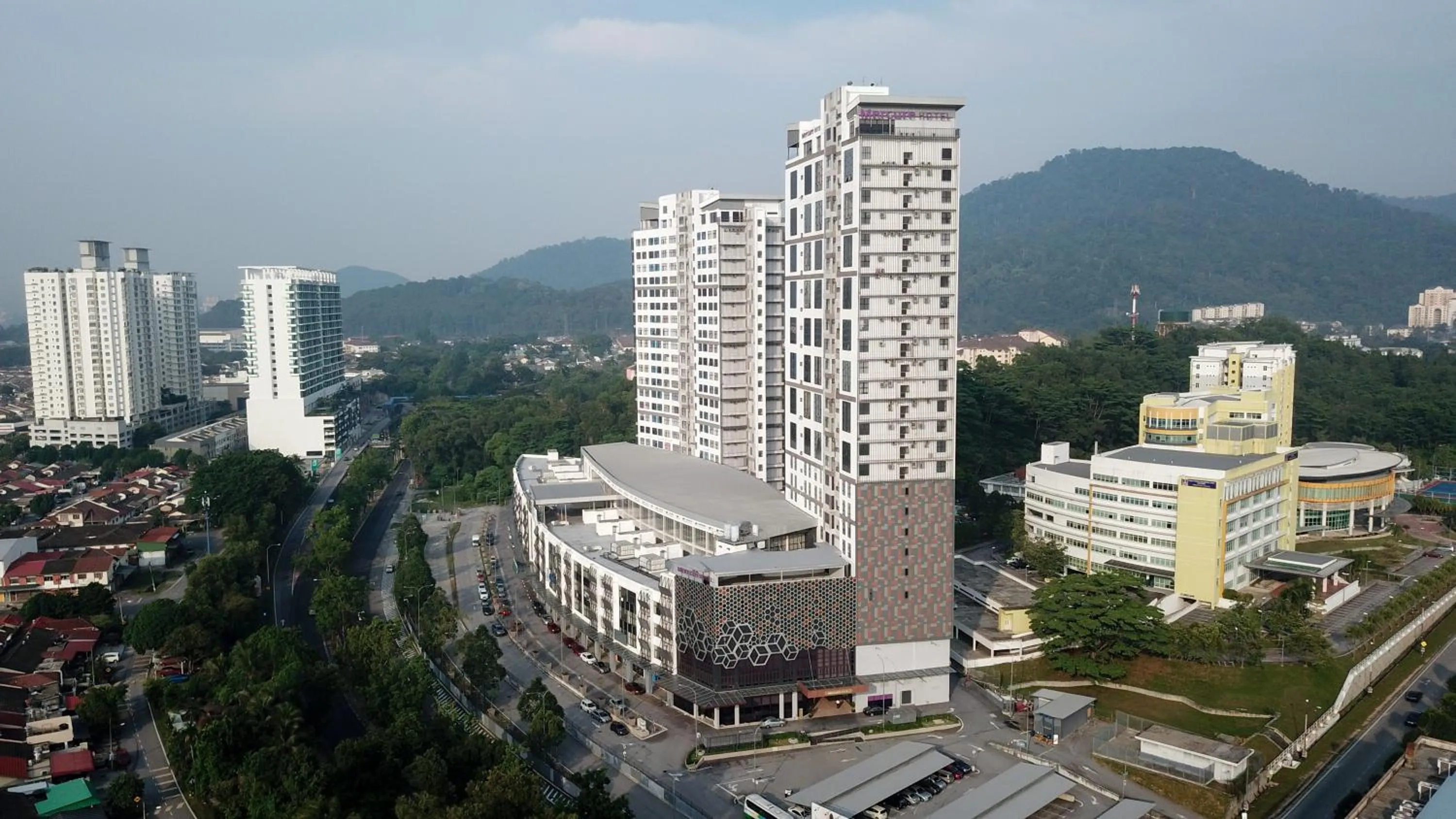 Property building in Mercure Selangor Selayang