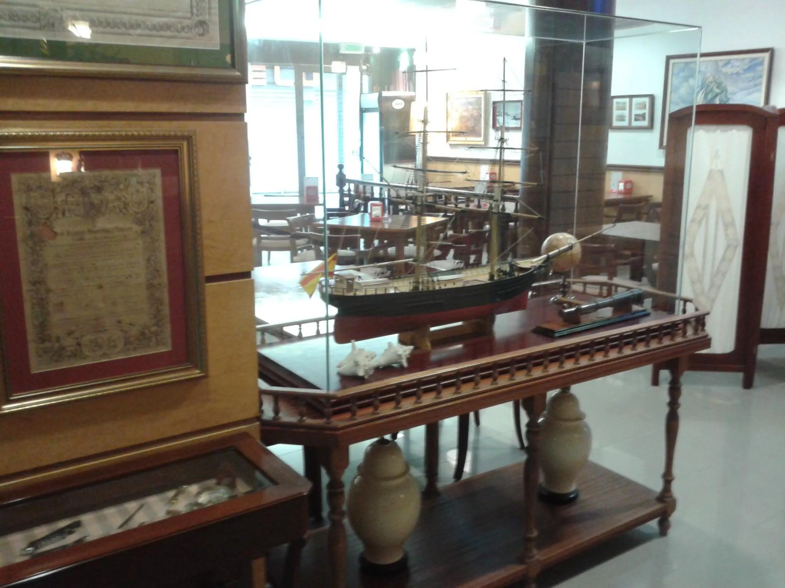 Lounge or bar in Hostal Vila del Mar