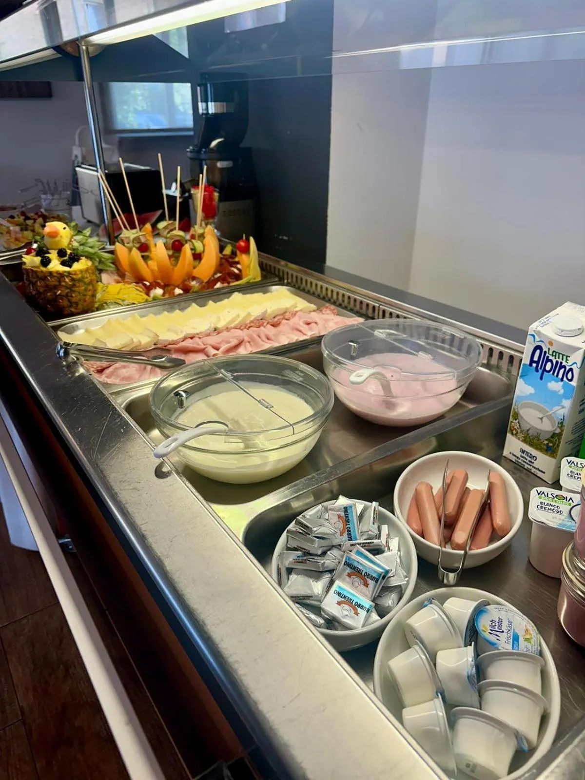 Buffet breakfast in Athos Hotel