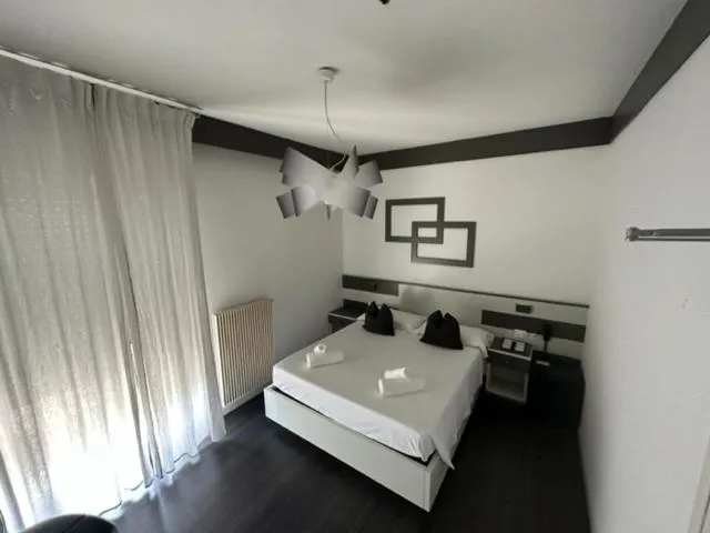 Bedroom, Bed in Athos Hotel