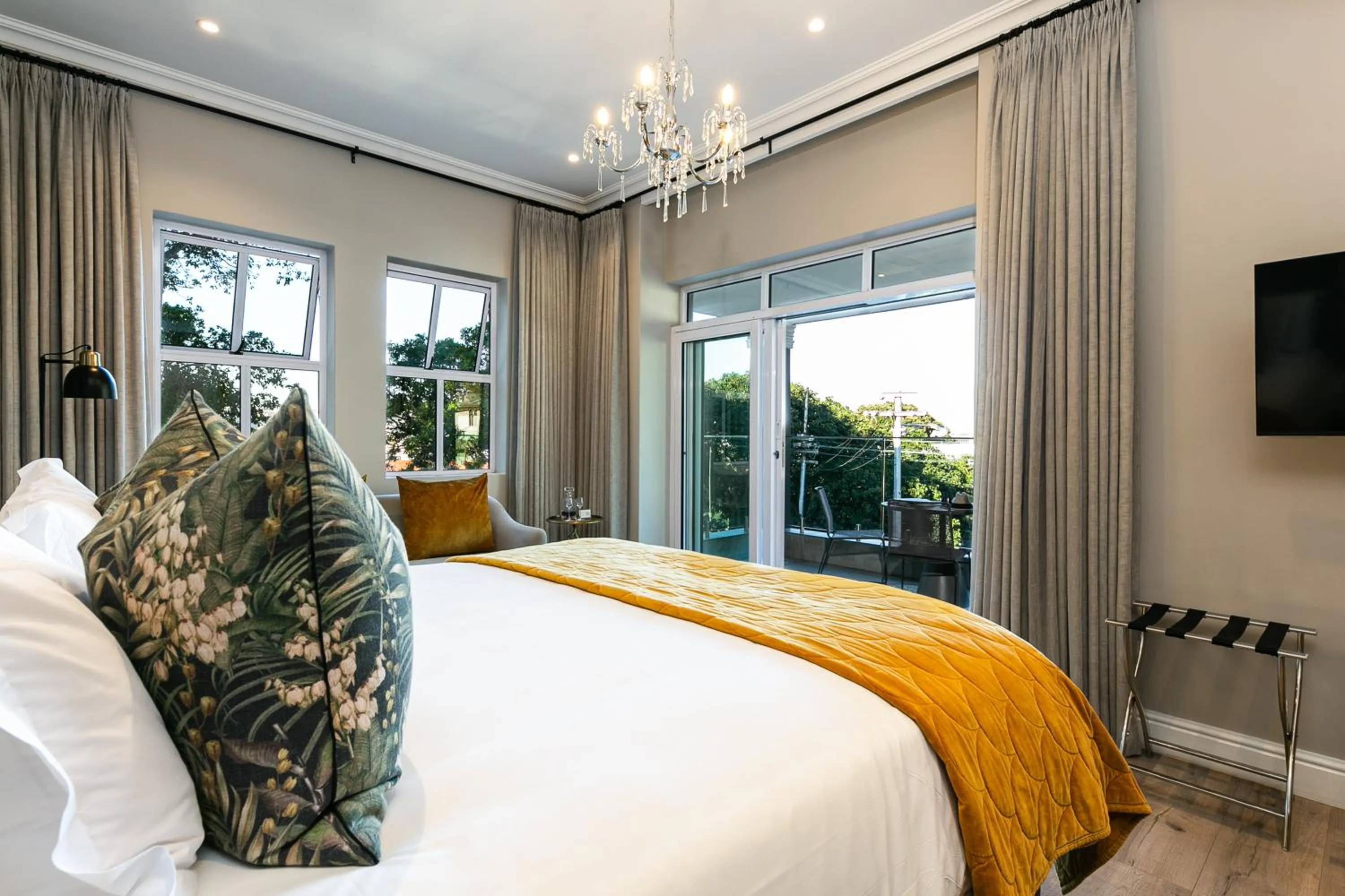 View (from property/room), Bed in Cloud 9 Boutique Hotel and Spa