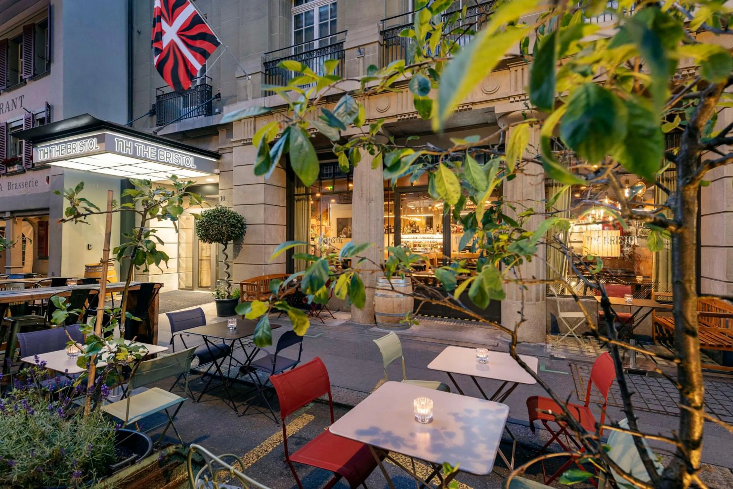 Facade/entrance in NH Bern The Bristol