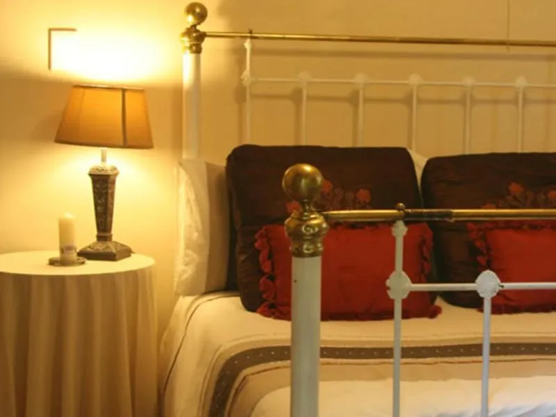 Bed in River Bank Lapa