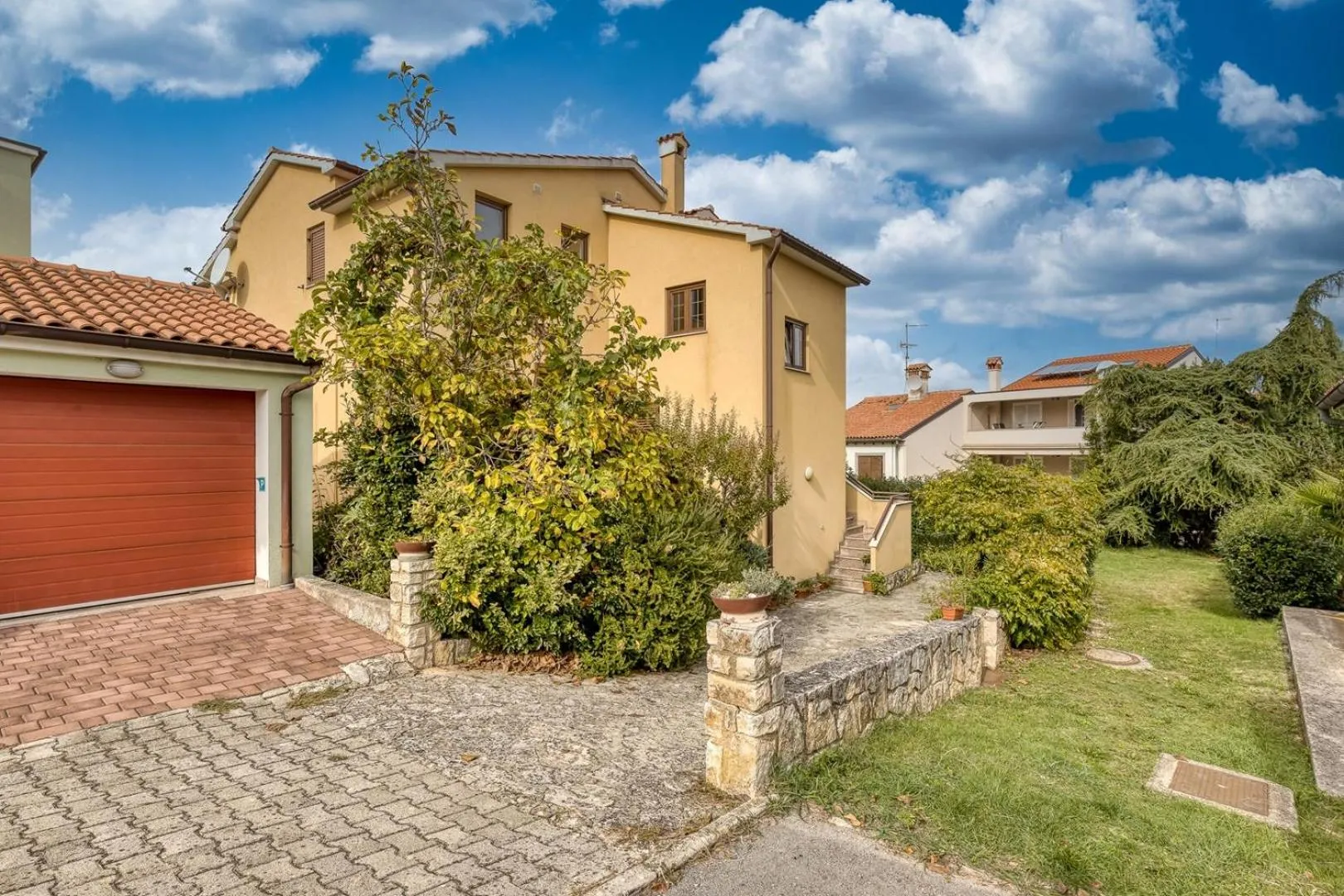 Apartments Ruzica