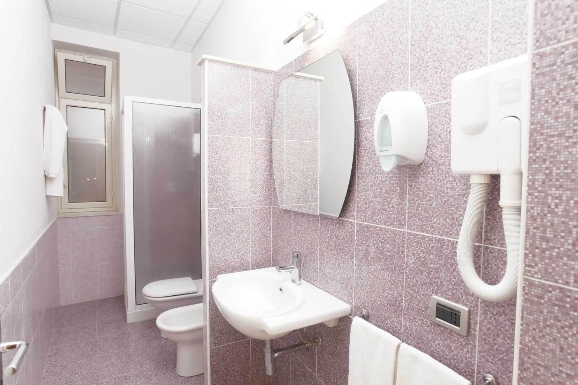 Bathroom in Albergo Maccotta