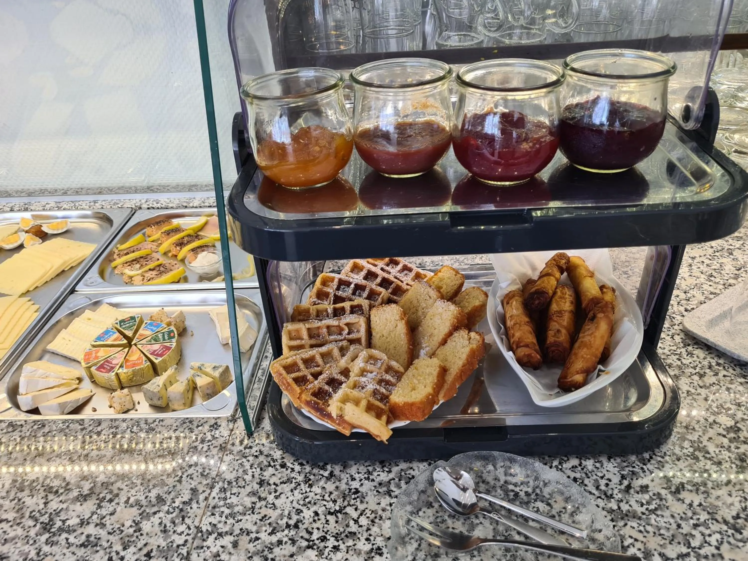 Breakfast in Cityhotel Ahlen Garni