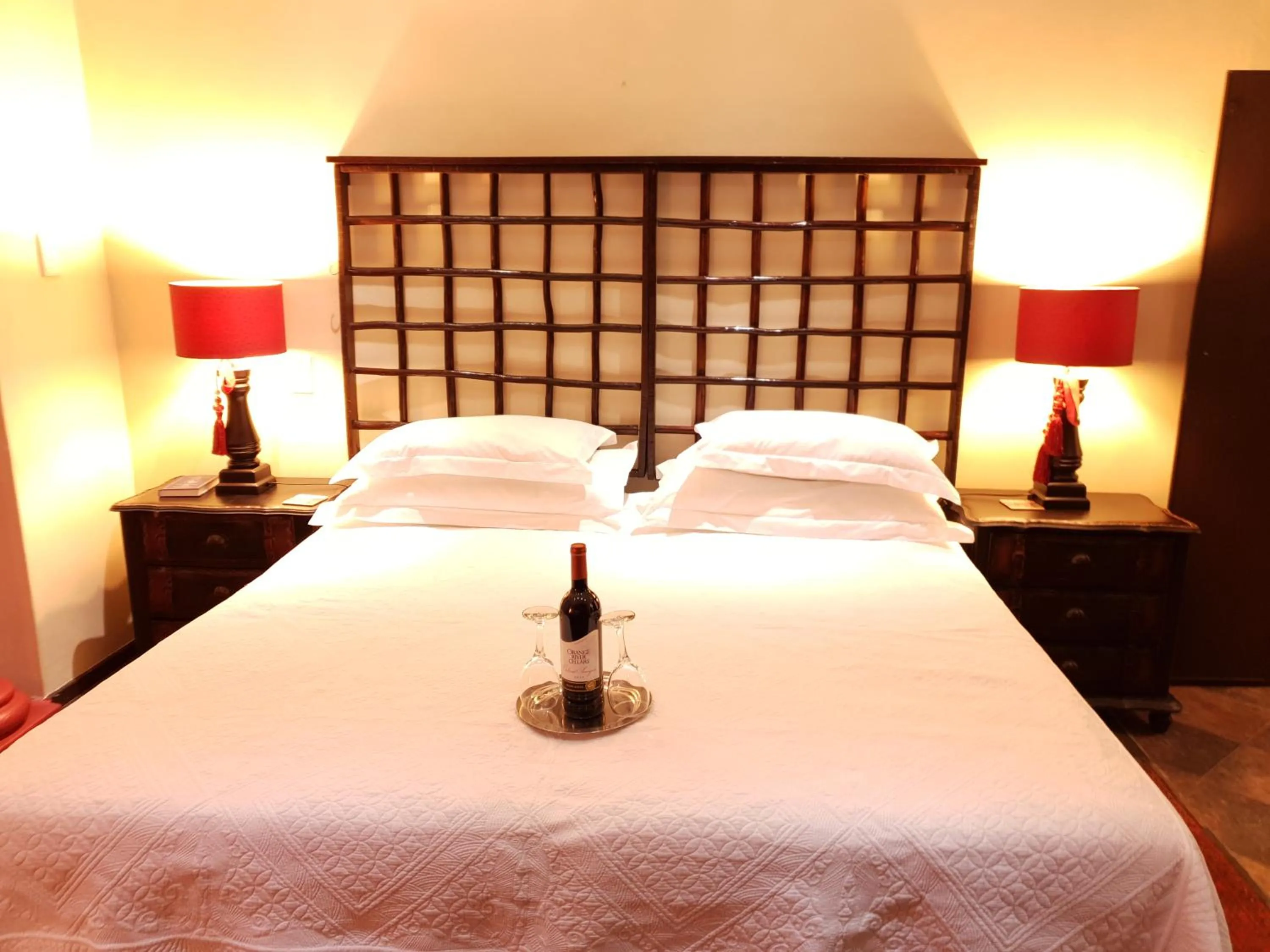 Bed in Belurana River Manor