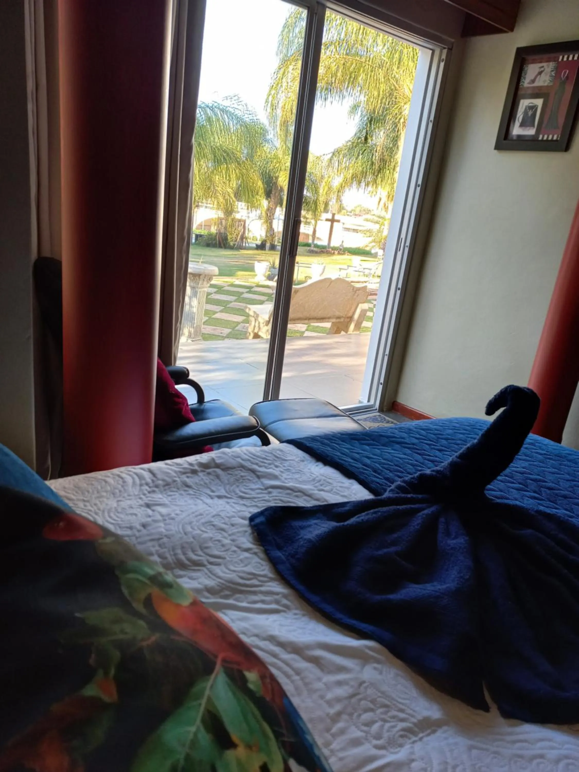 Bed in Belurana River Manor