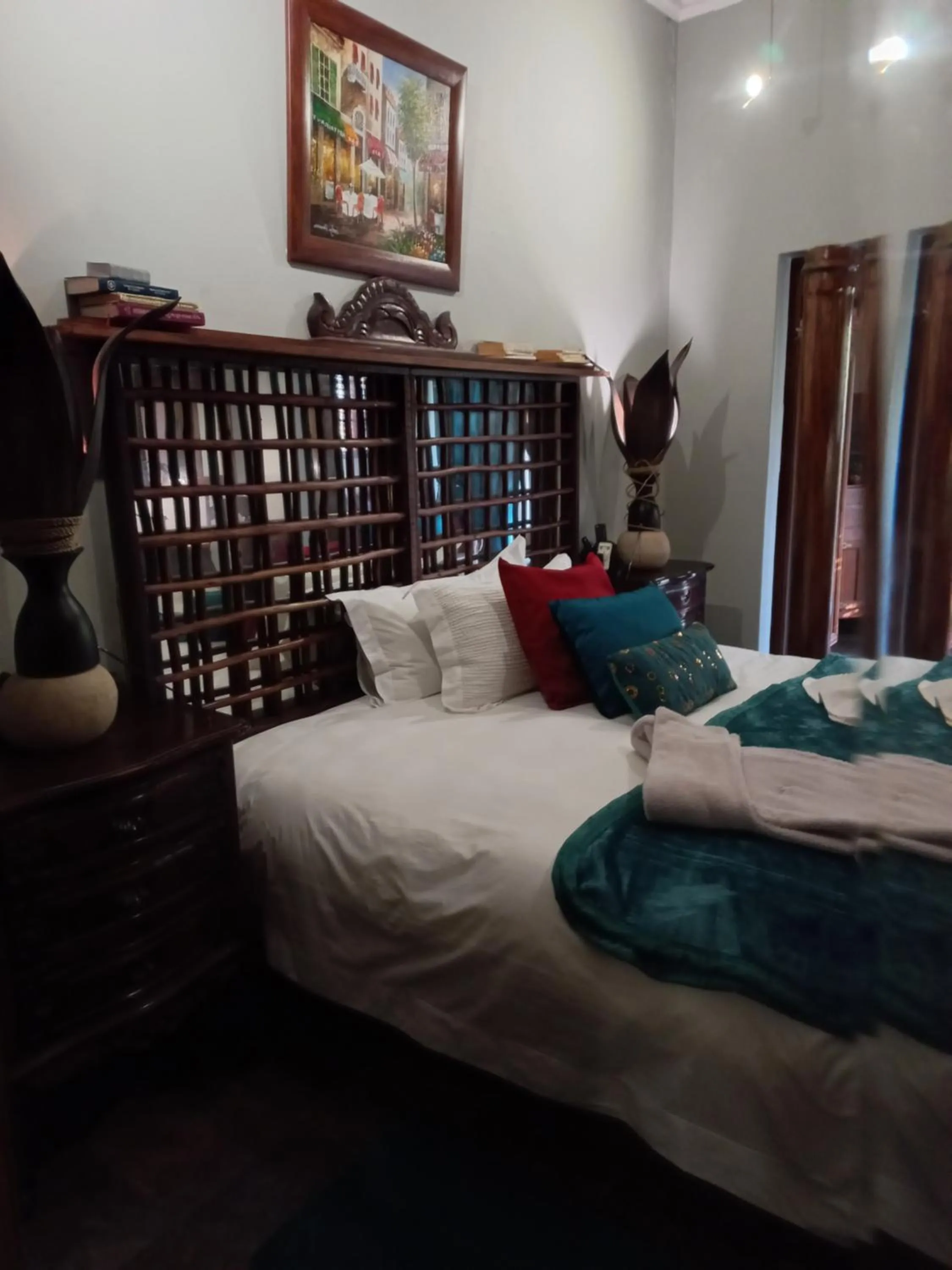 Bed in Belurana River Manor