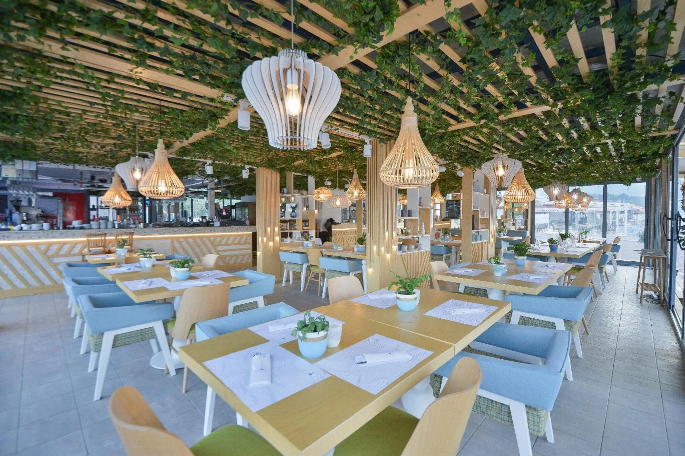 Restaurant/places to eat in Mediteran Hotel & Resort