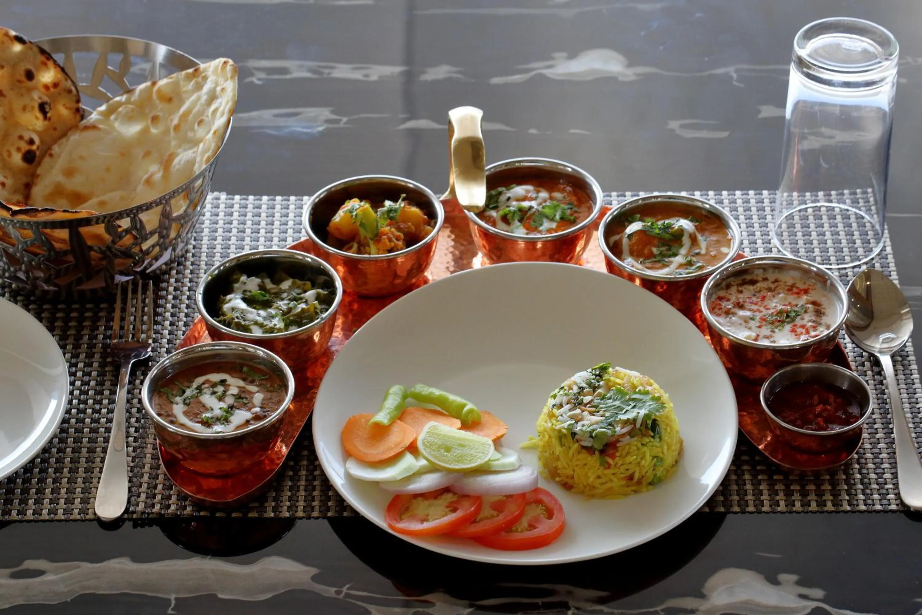 Food and drinks in Hotel Kasturi Orchid