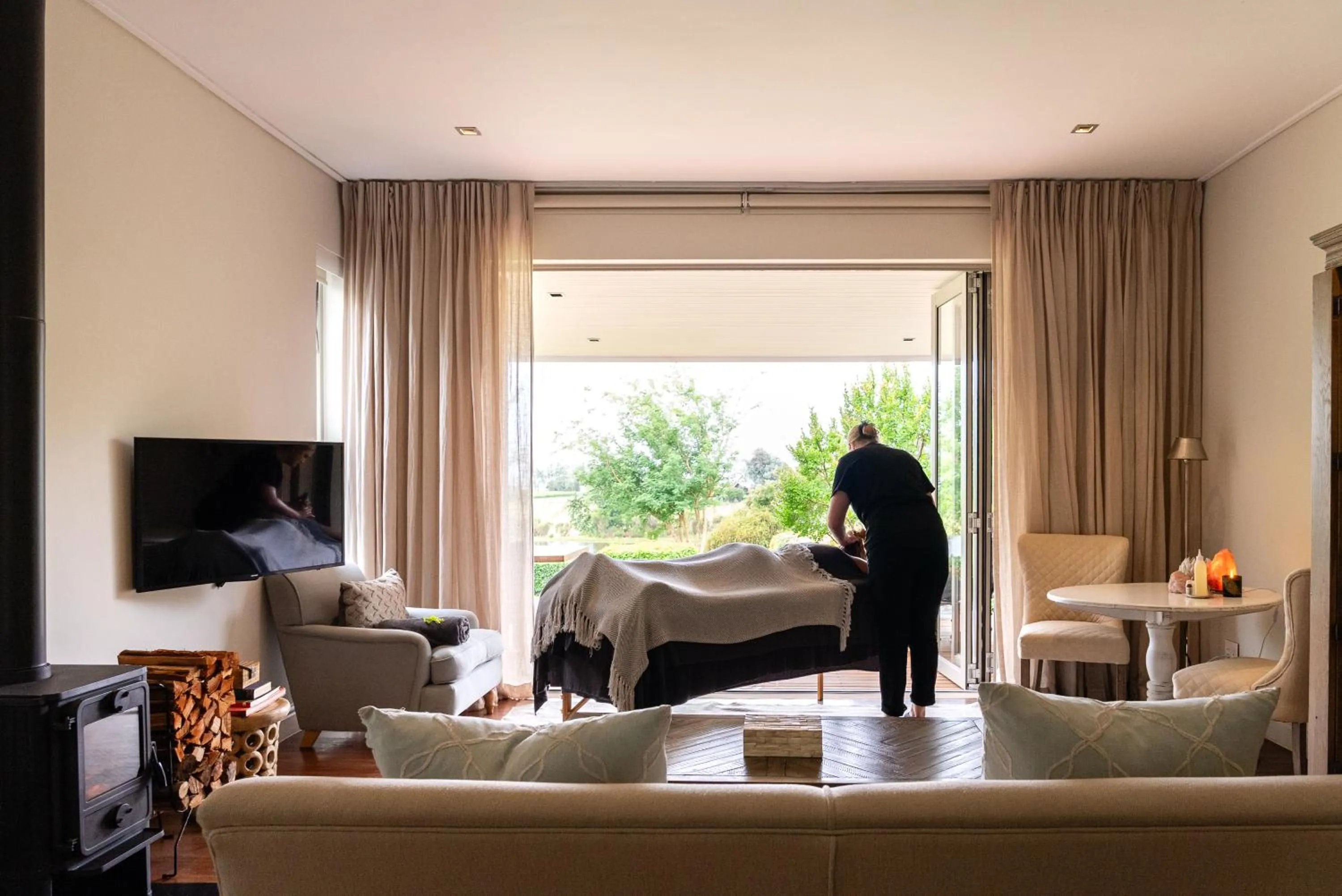 Spa and wellness centre/facilities in Angala