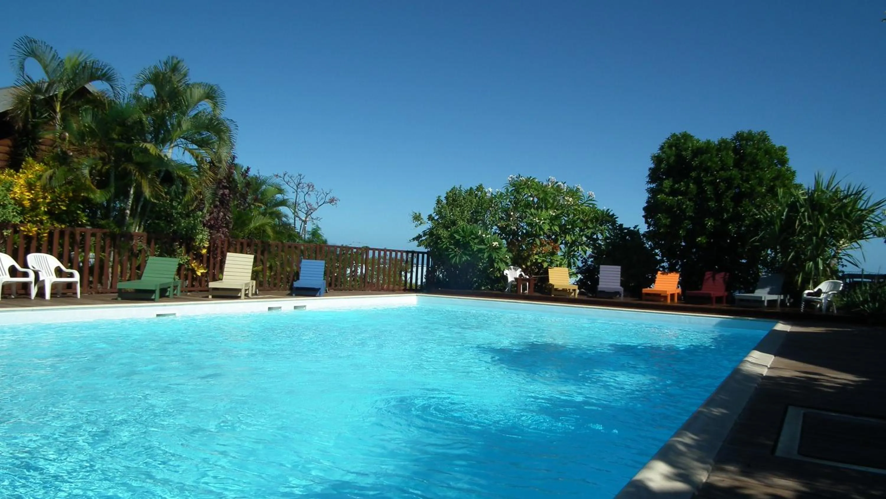 Property building in Le Cardinal des Grands Bleus