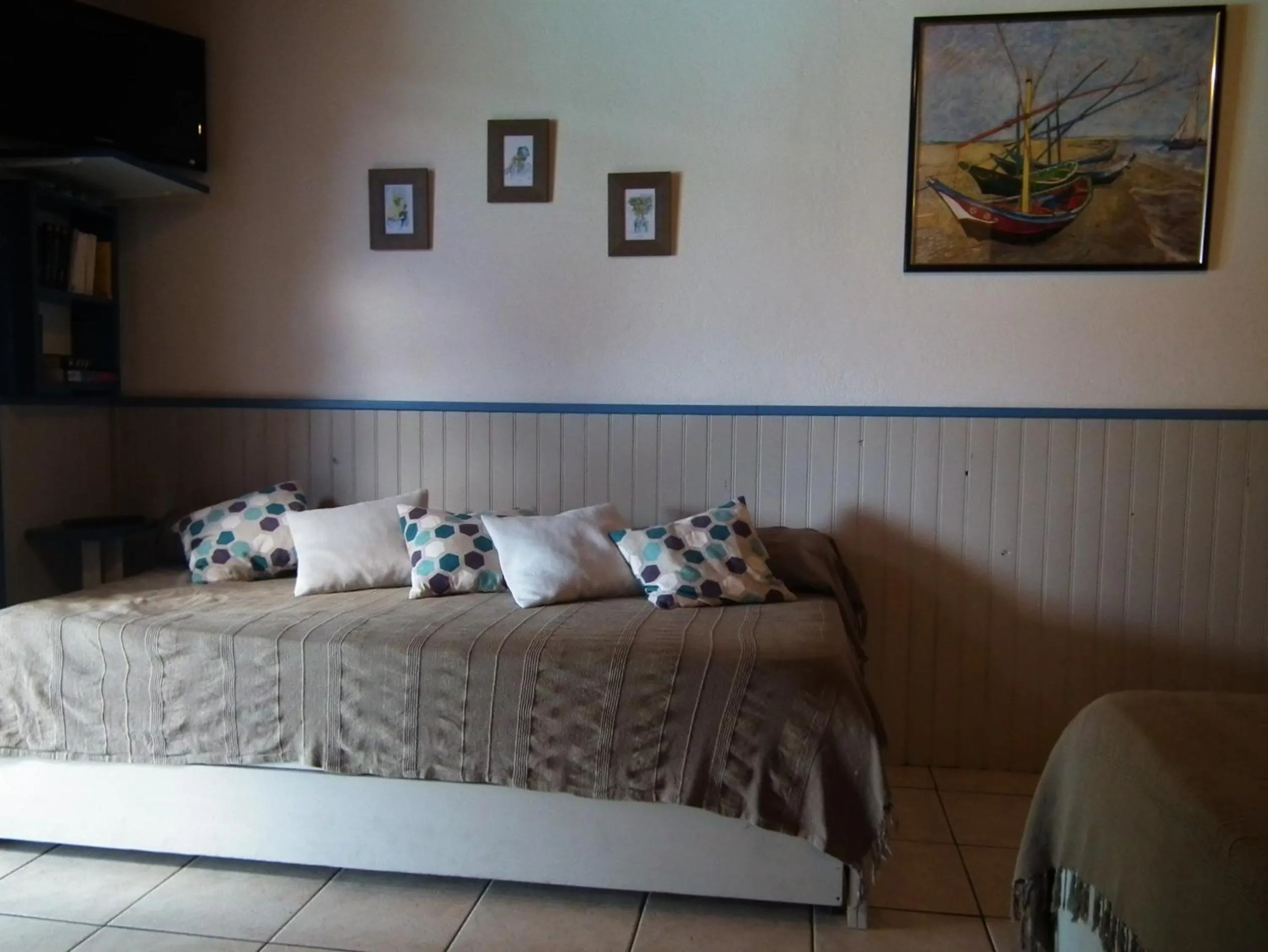 Bed in Le Cardinal des Grands Bleus