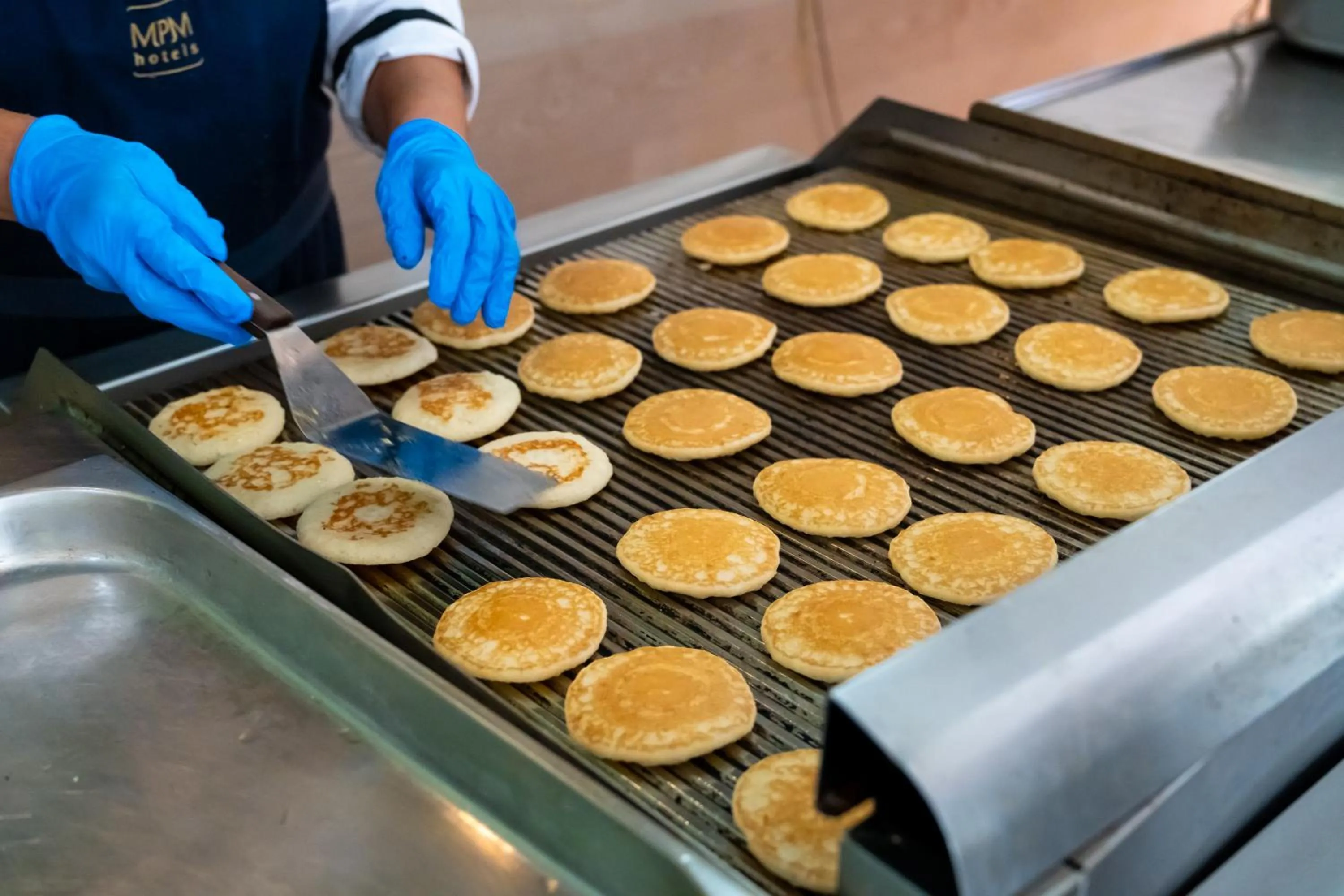 Food and drinks in MPM Hotel Kalina Garden - All Inclusive