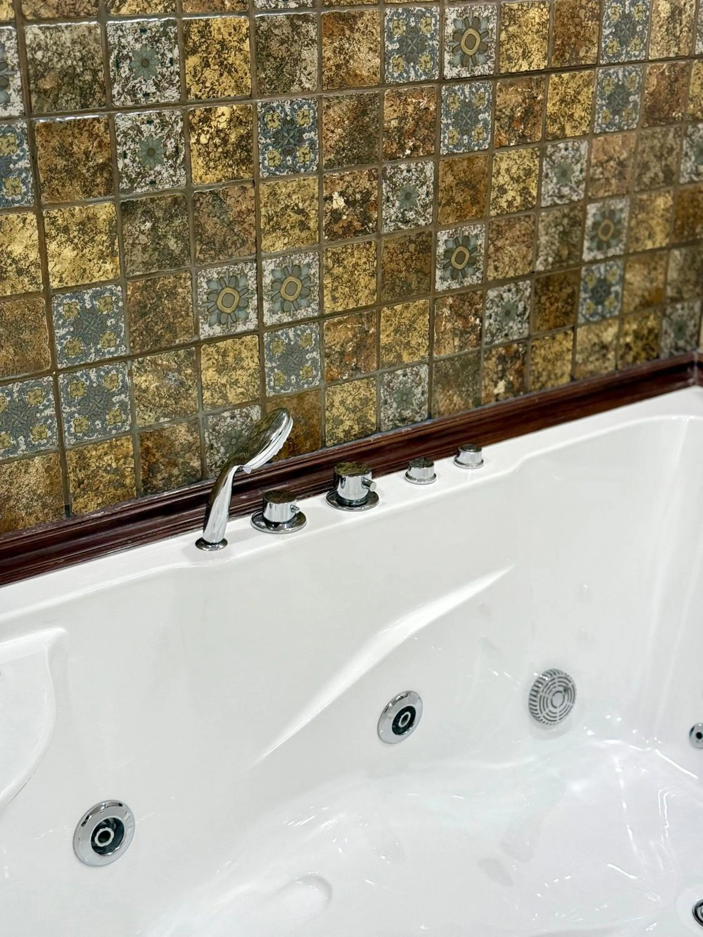 Shower in Hayat Zaman Hotel And Resort Petra