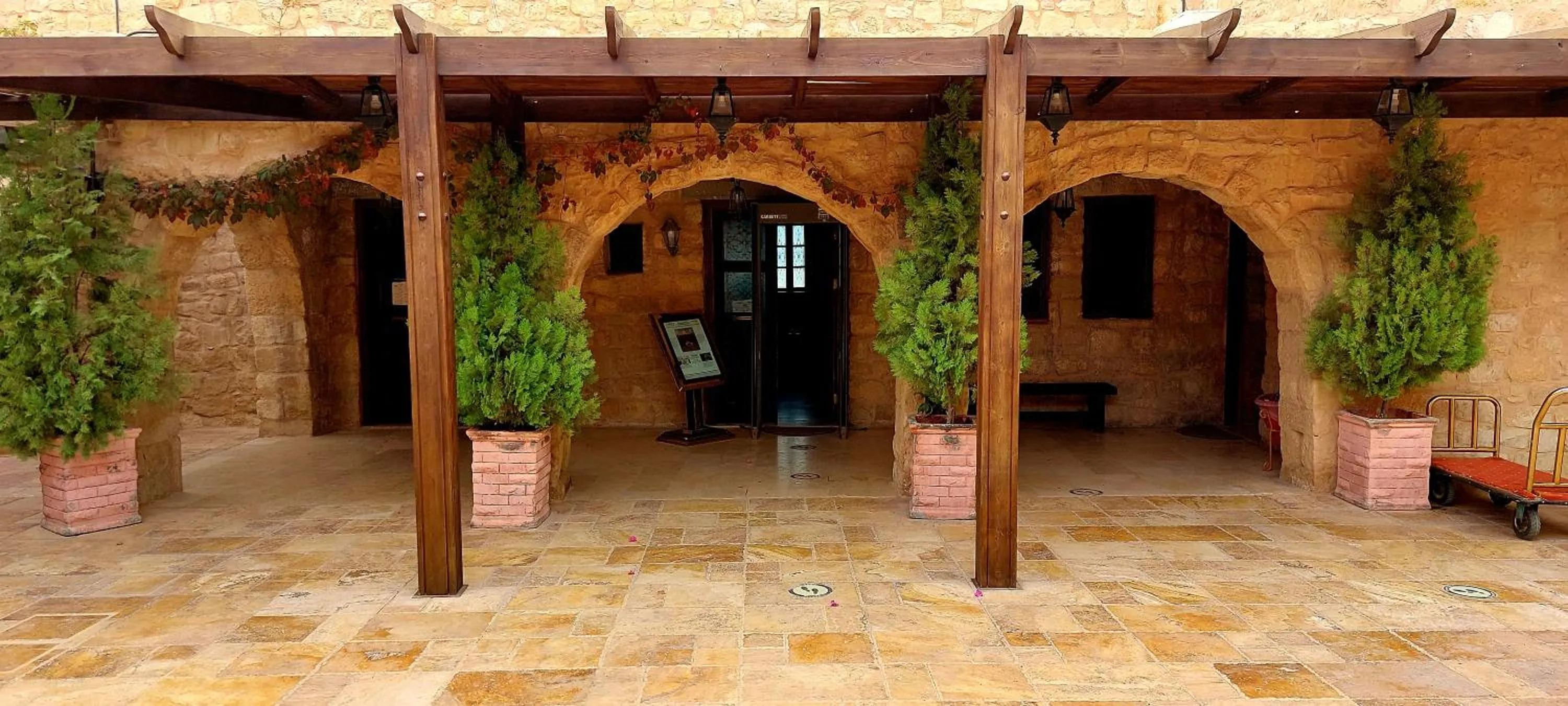 Facade/entrance in Hayat Zaman Hotel And Resort Petra