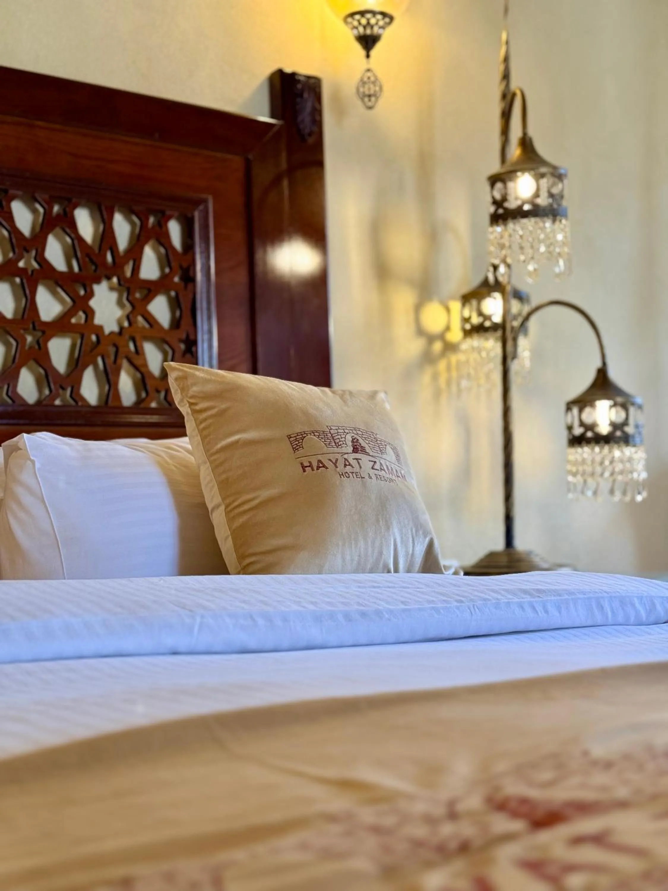 Bed in Hayat Zaman Hotel And Resort Petra